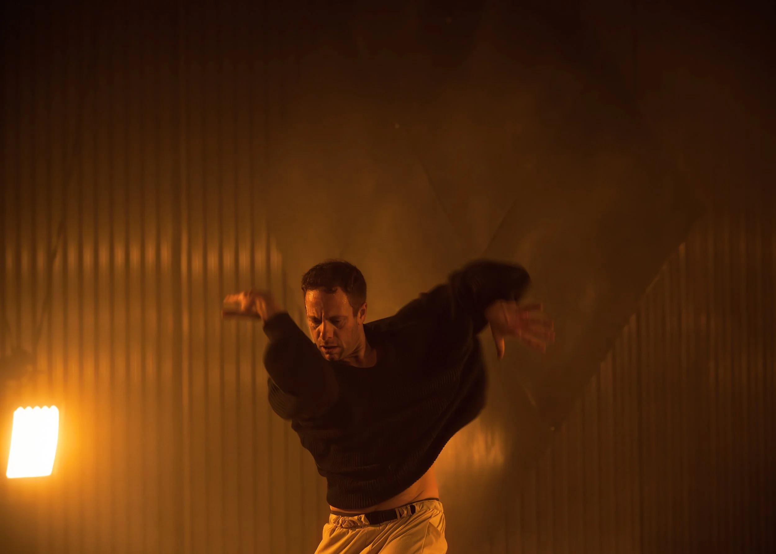 Tectonic DH-1910-Edit.jpg