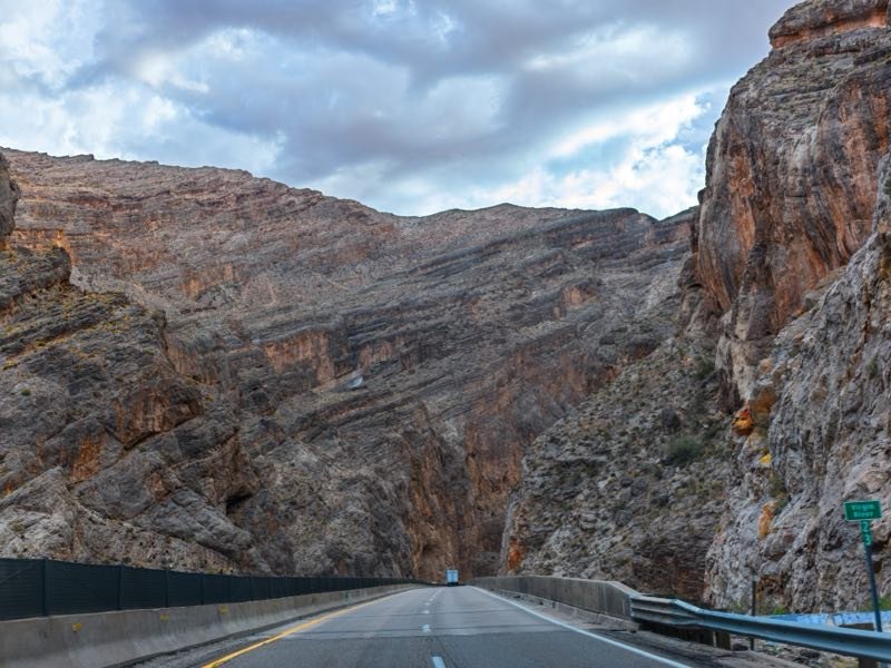 Virgin River Gorge_0053 2.jpg