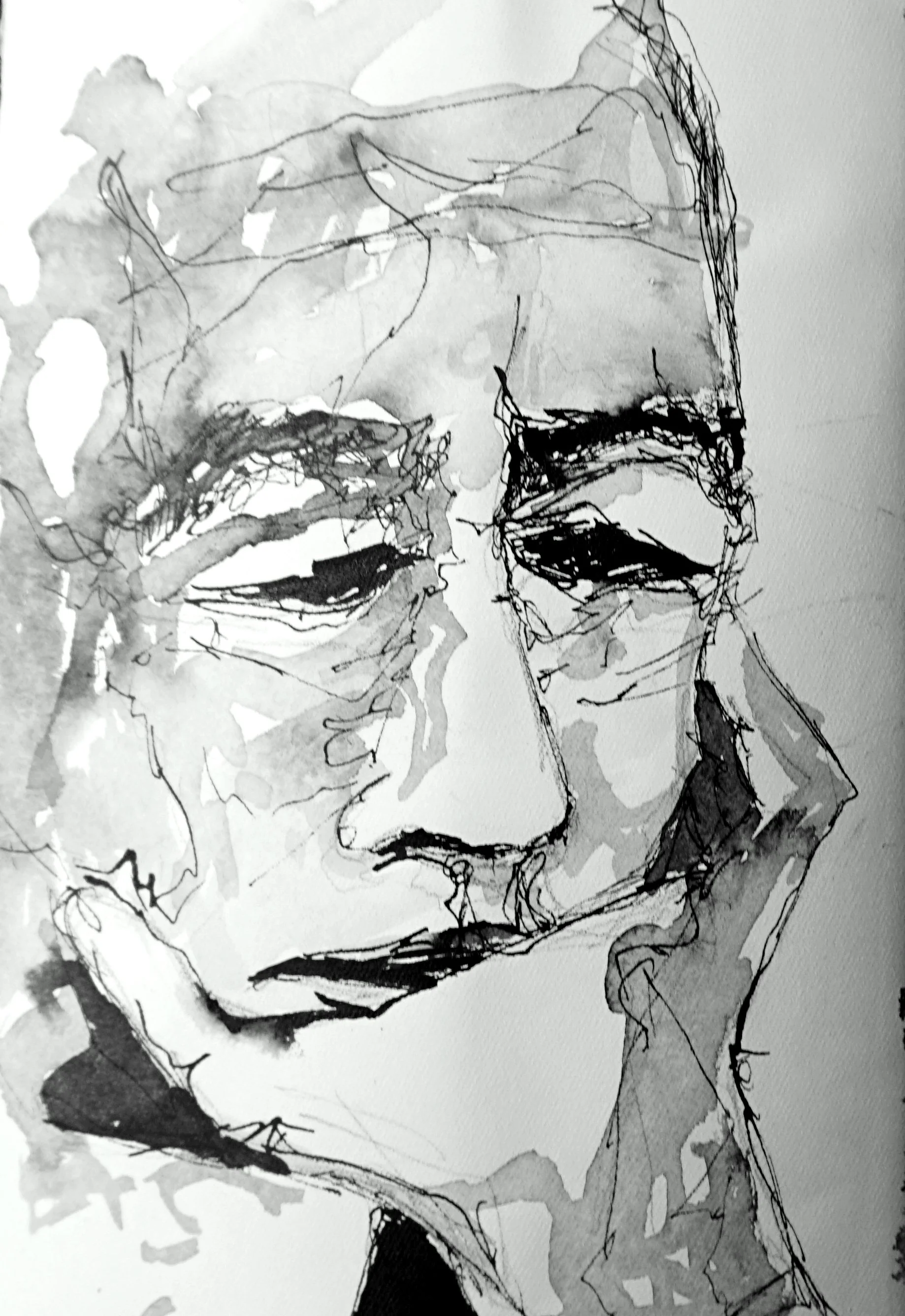 Dibujo en blanco y negro de rostro humano, con ojos cerrados y expresión pensativa, en estilo artístico de línea y acuarela rudimentaria.