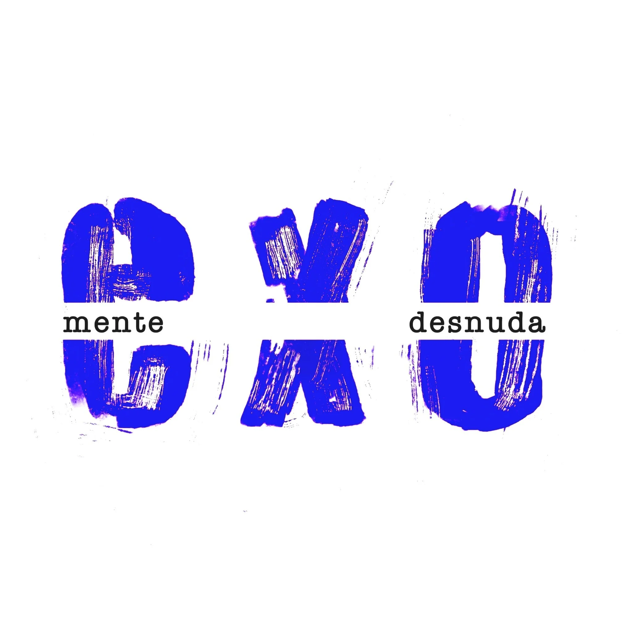 Texto artístico en azul con la frase 'EXO' en letras grandes y pintadas con brochazos, y las palabras 'mente' y 'desnuda' en letras pequeñas sobre cada una de las letras grandes.