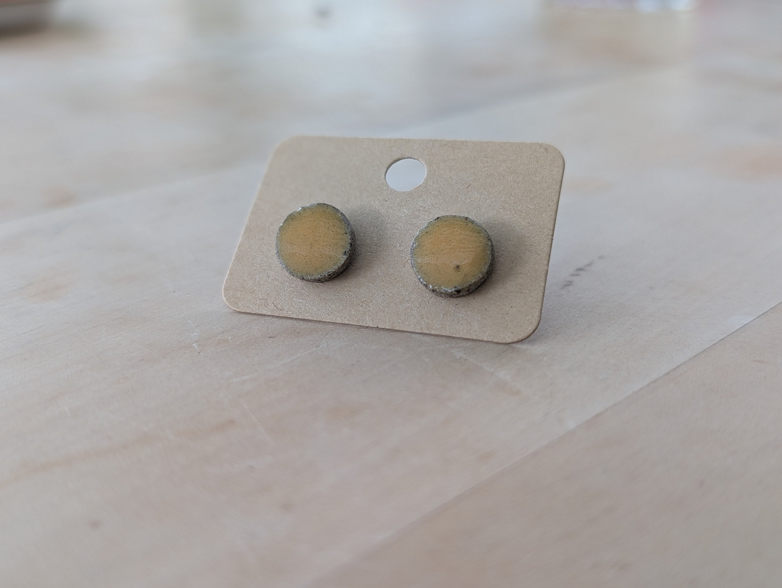 Ohrstecker rund · senfgelb