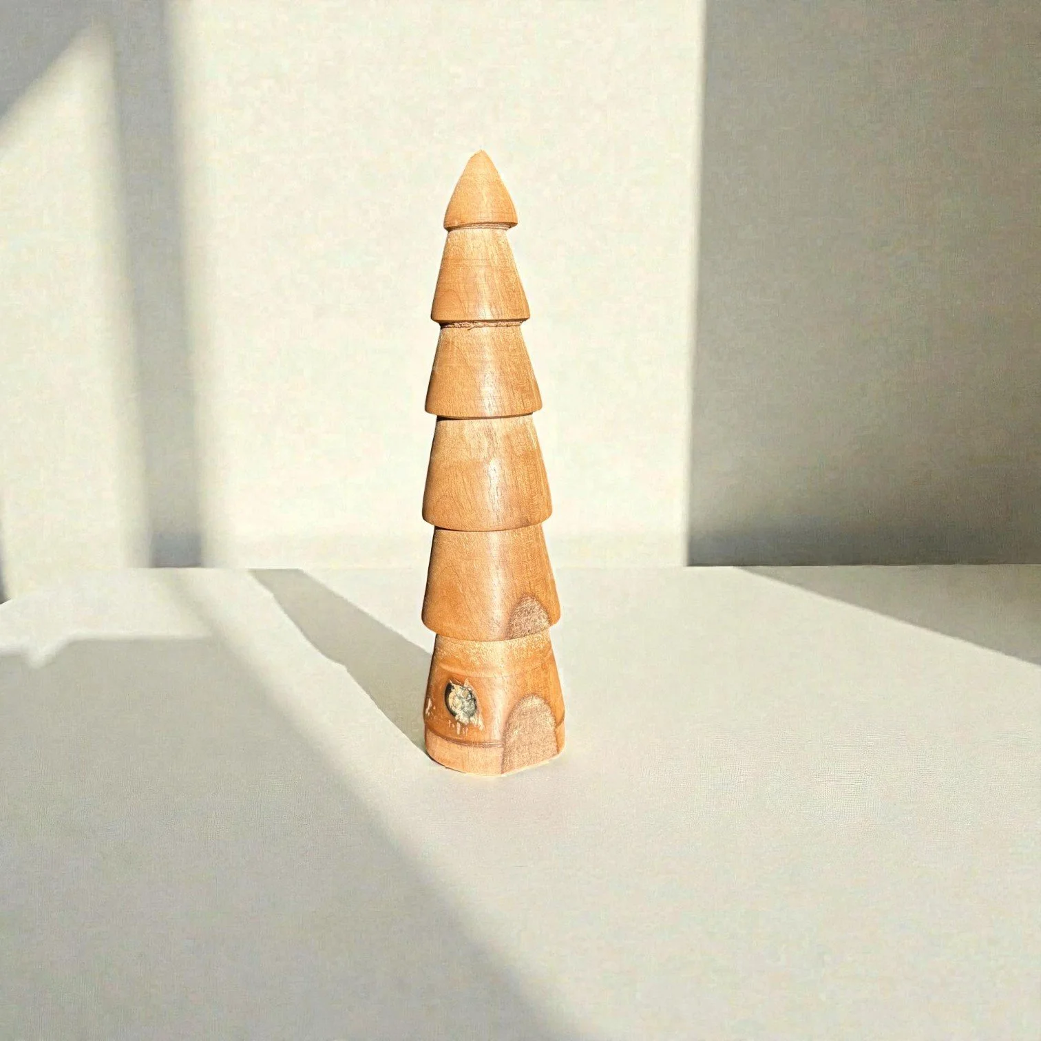 Holzbaum, gedrechselt