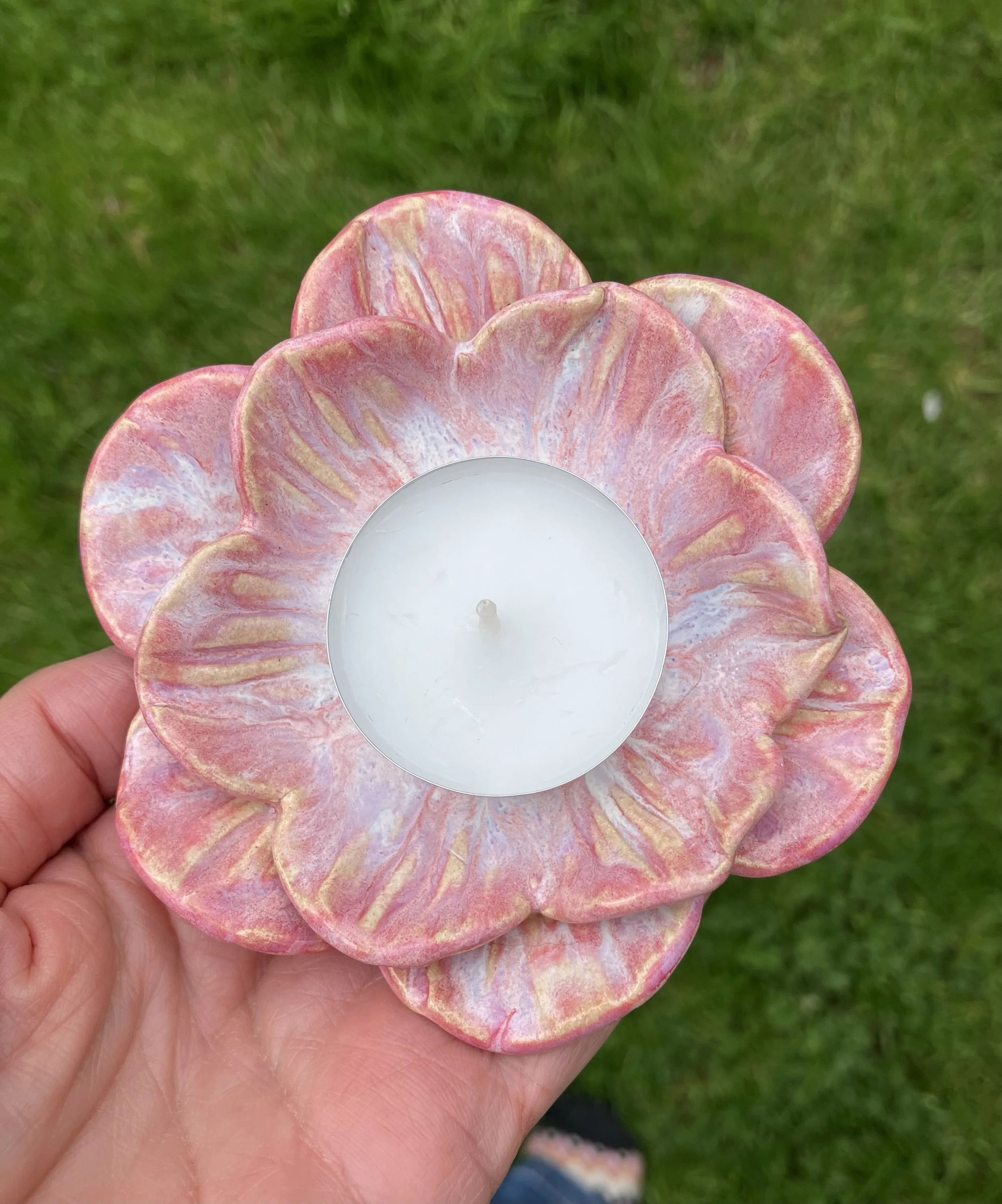 Flower tea light holder 3