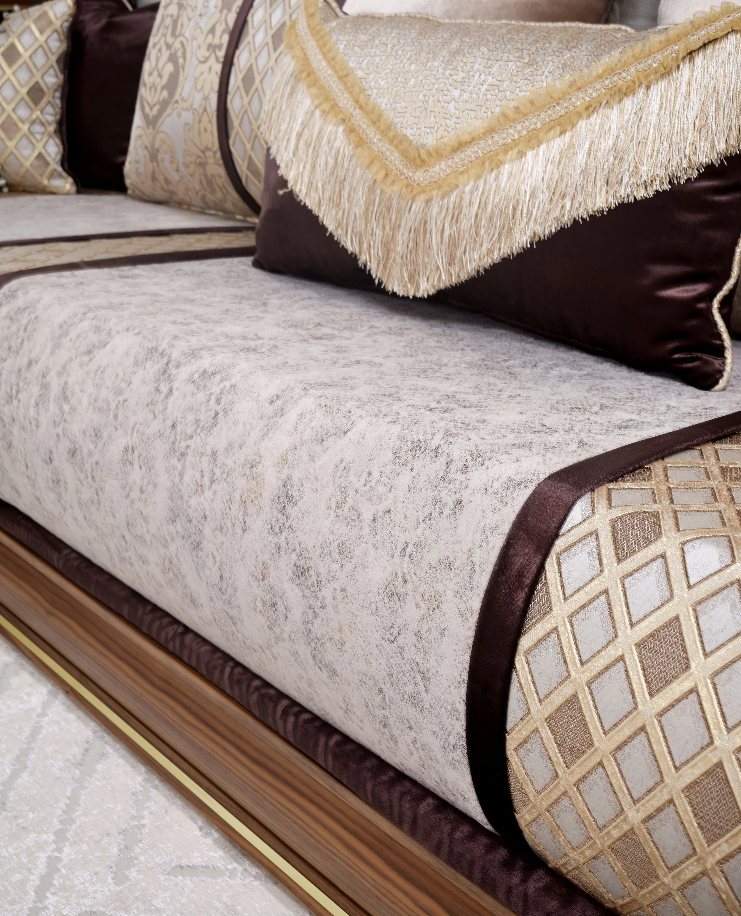 ALFA-ADONIS LUXURY_PART04.jpg