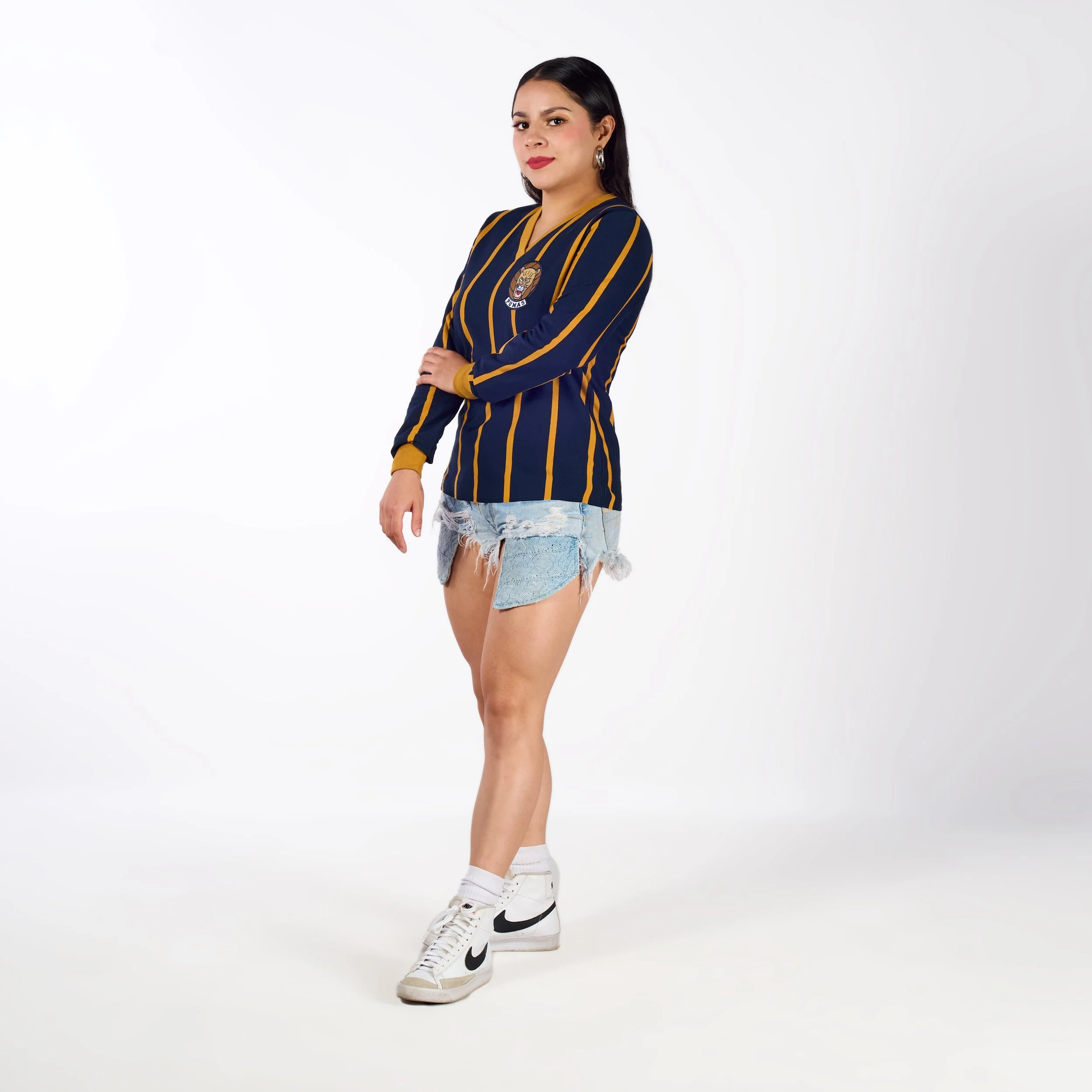 1962-1965 azul manga larga mujer perfil full.jpg