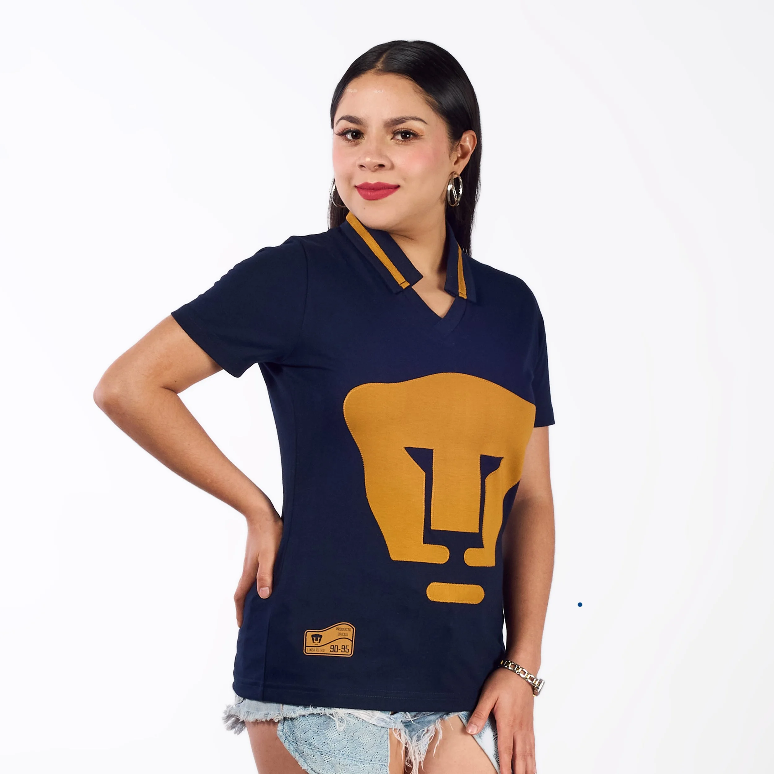 1981-1993 azul manga corta mujer perfil.jpg