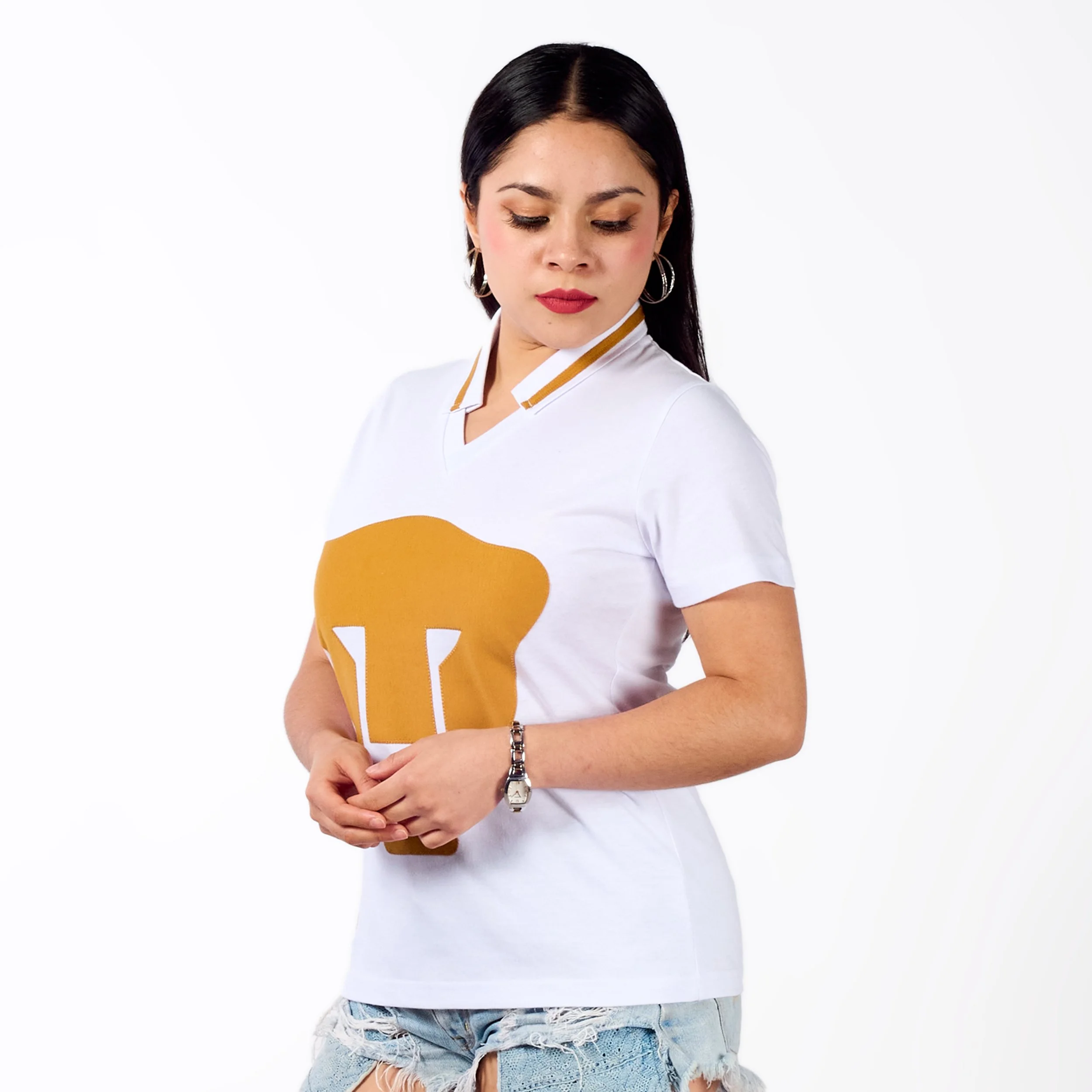 1981-1993 blanco manga corta mujer perfil.jpg