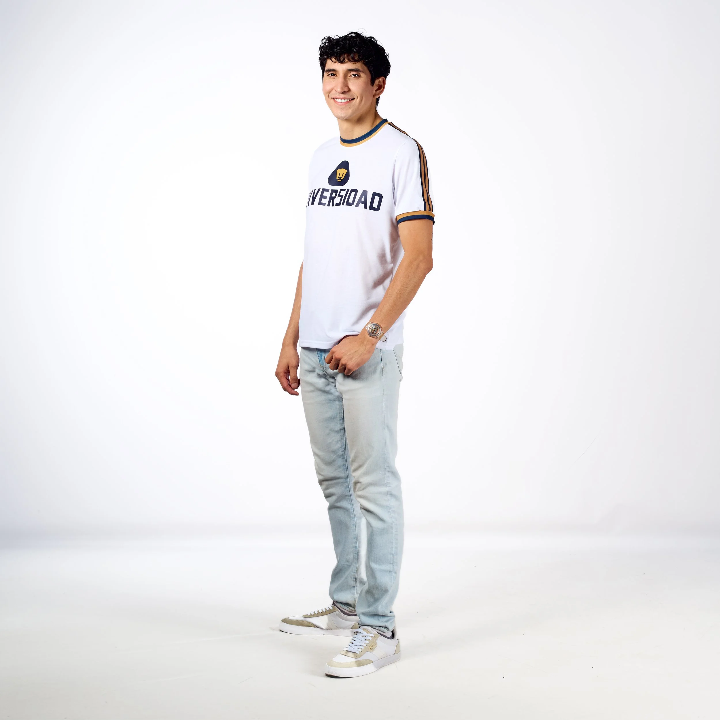 1975 manga corta hombre perfil full.jpg