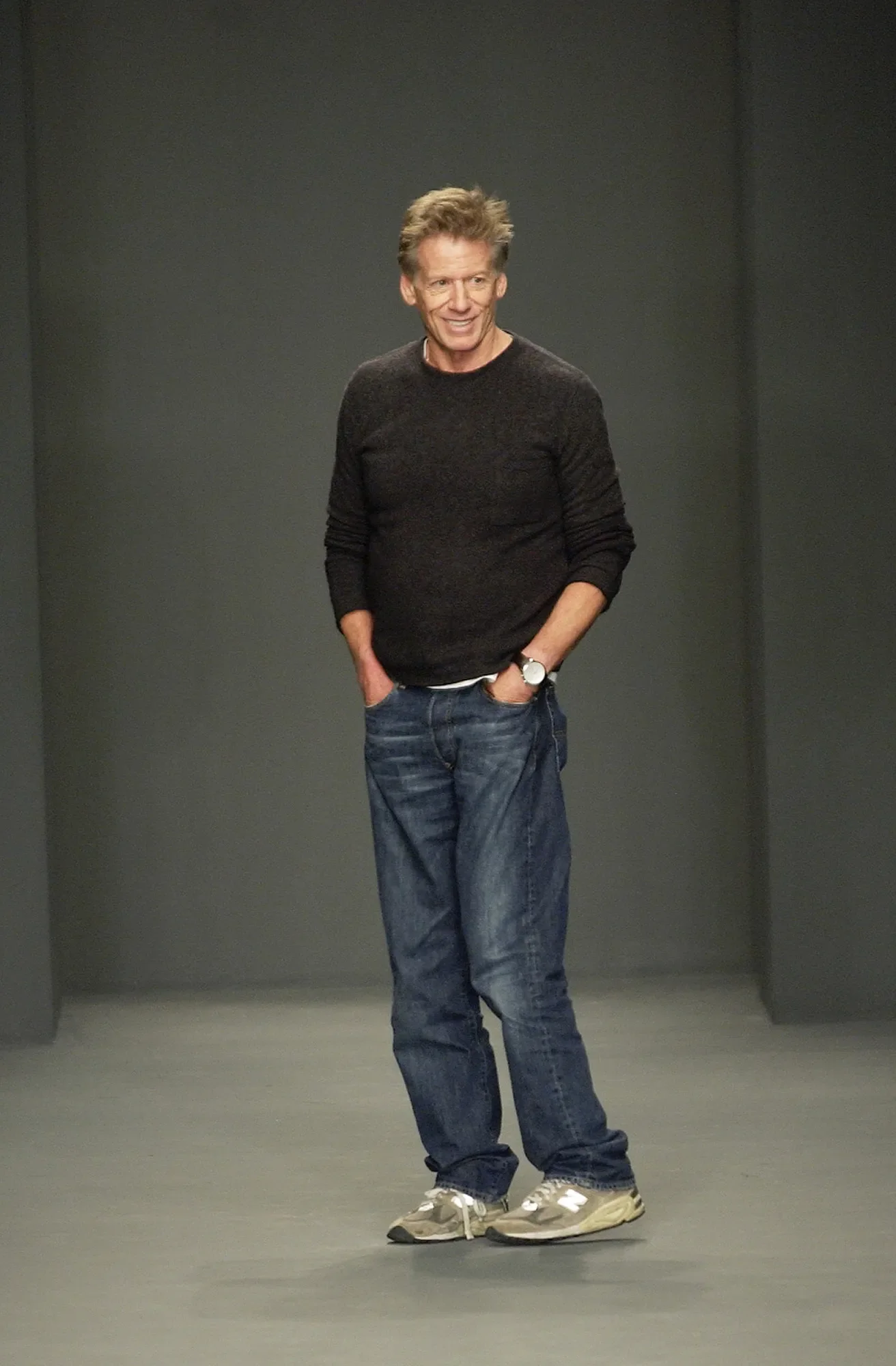 00440h-calvin-klein-fall-2003-ready-to-wear-calvin-klein.webp