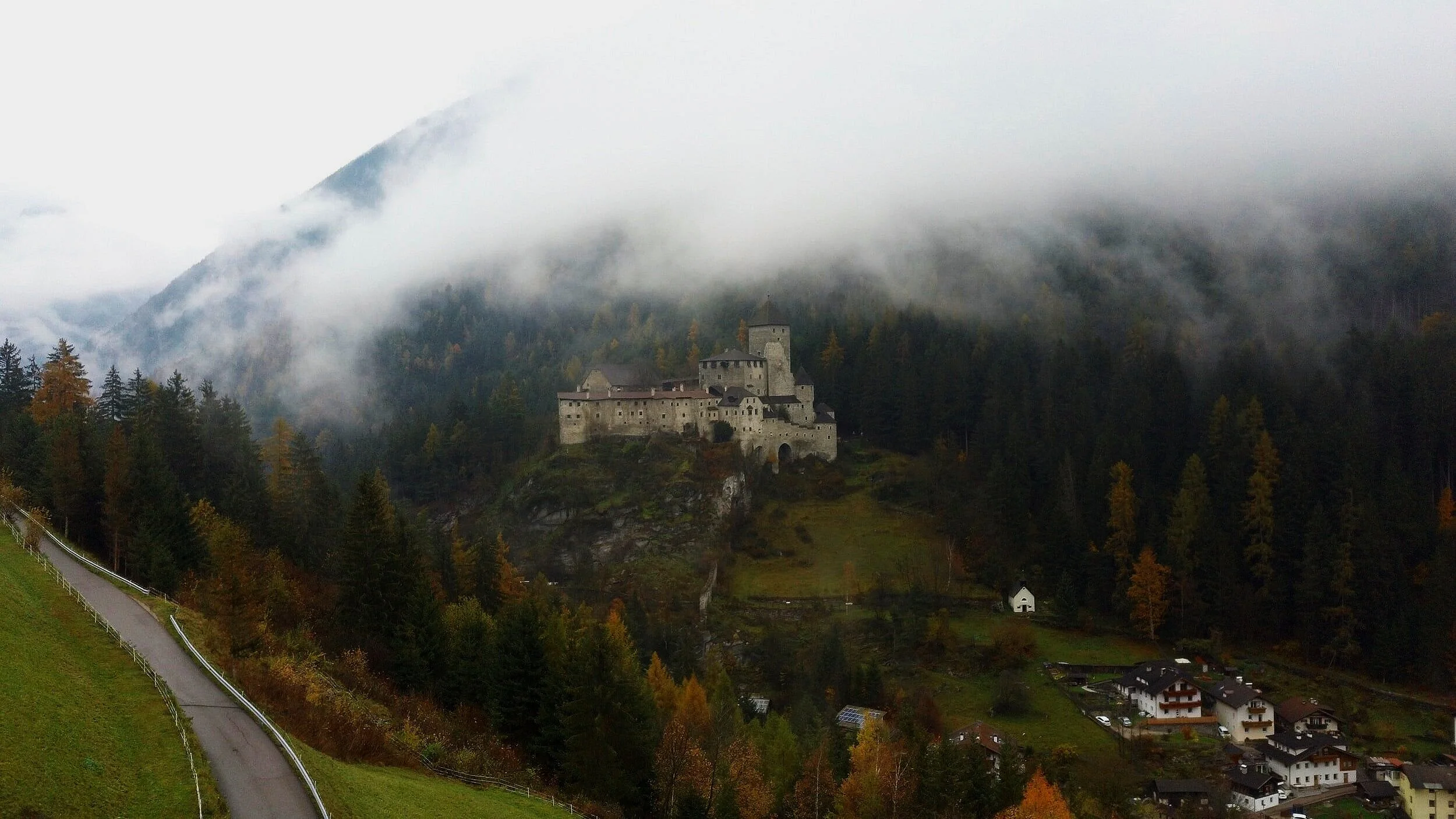 Brunico Castle