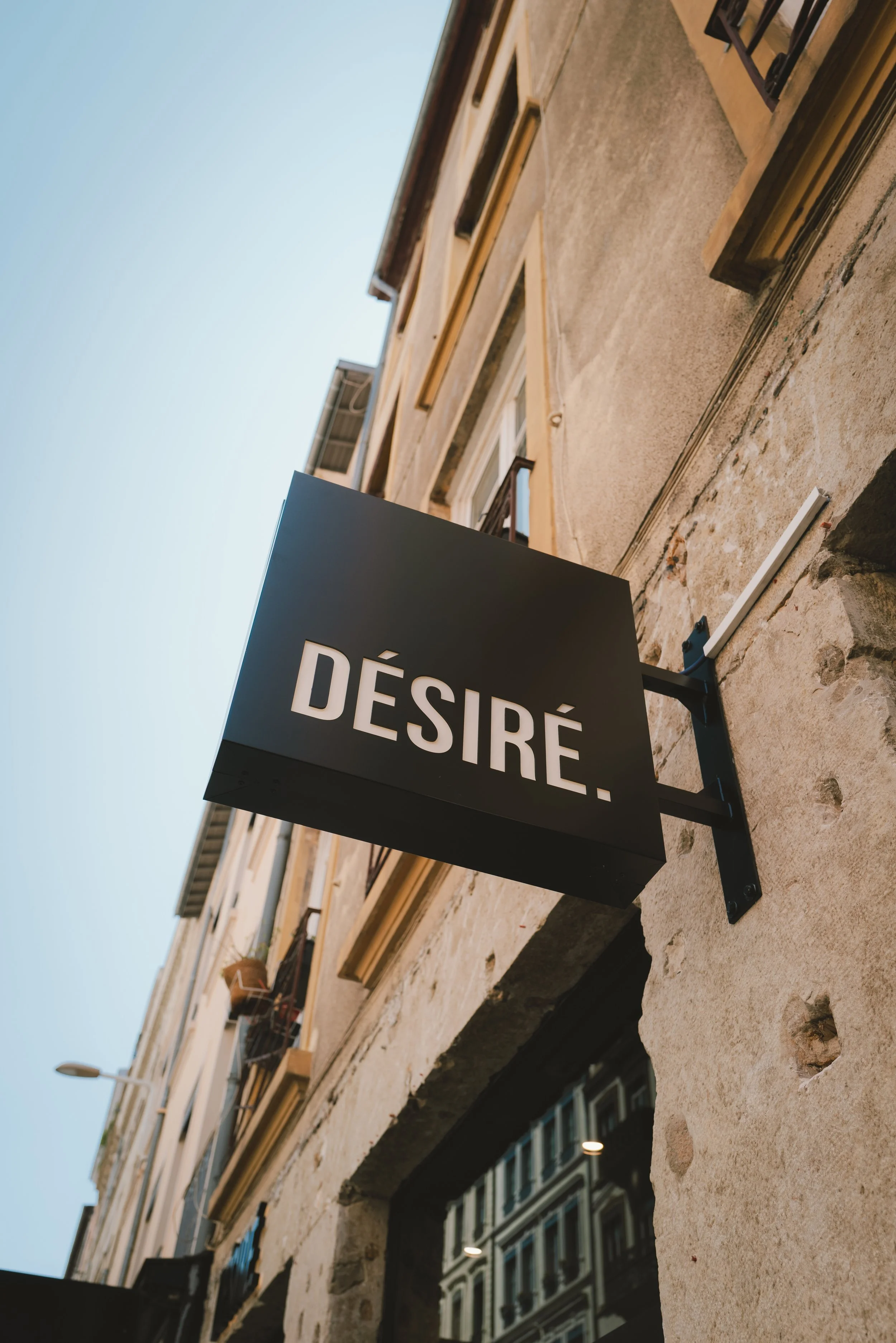 enseigne désiré lyon