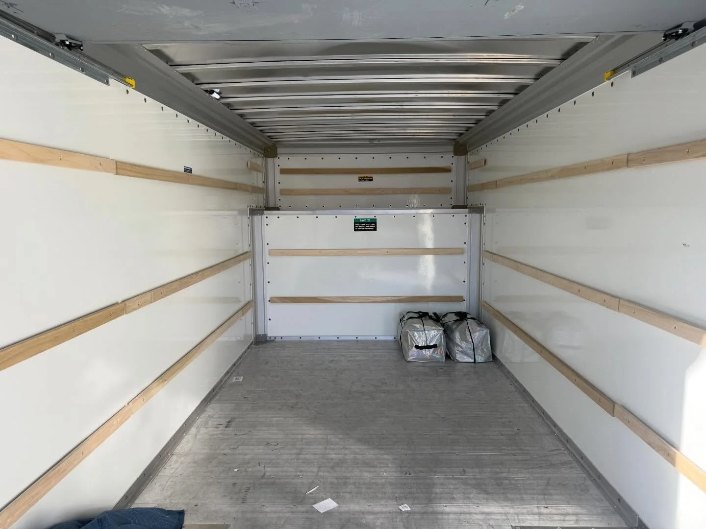 Be honest 😅 how long does it really take to pack and load a 1-bedroom home into a 20-ft truck? #movingday #saltlakecity