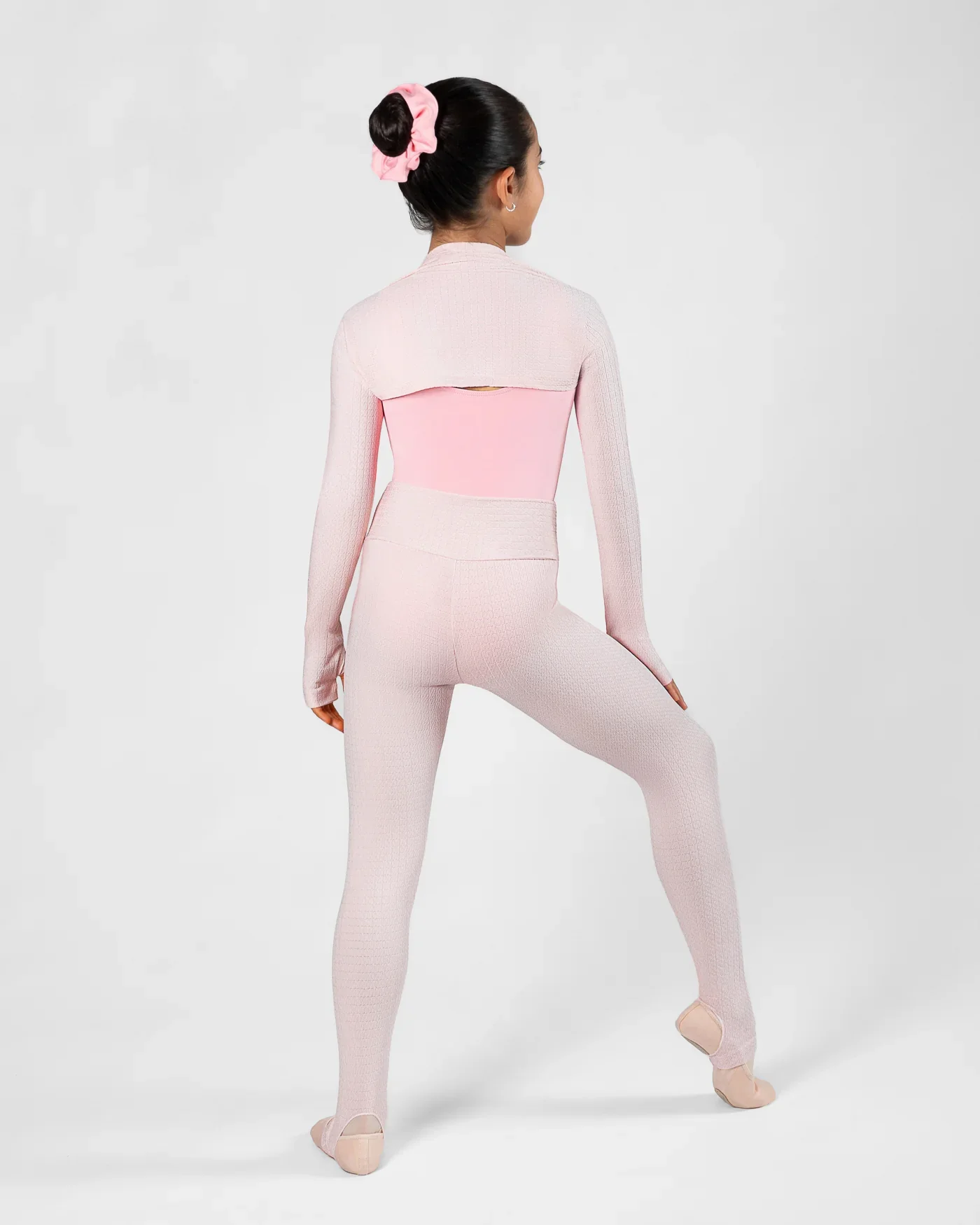 Child Shrug pink Model 2.webp