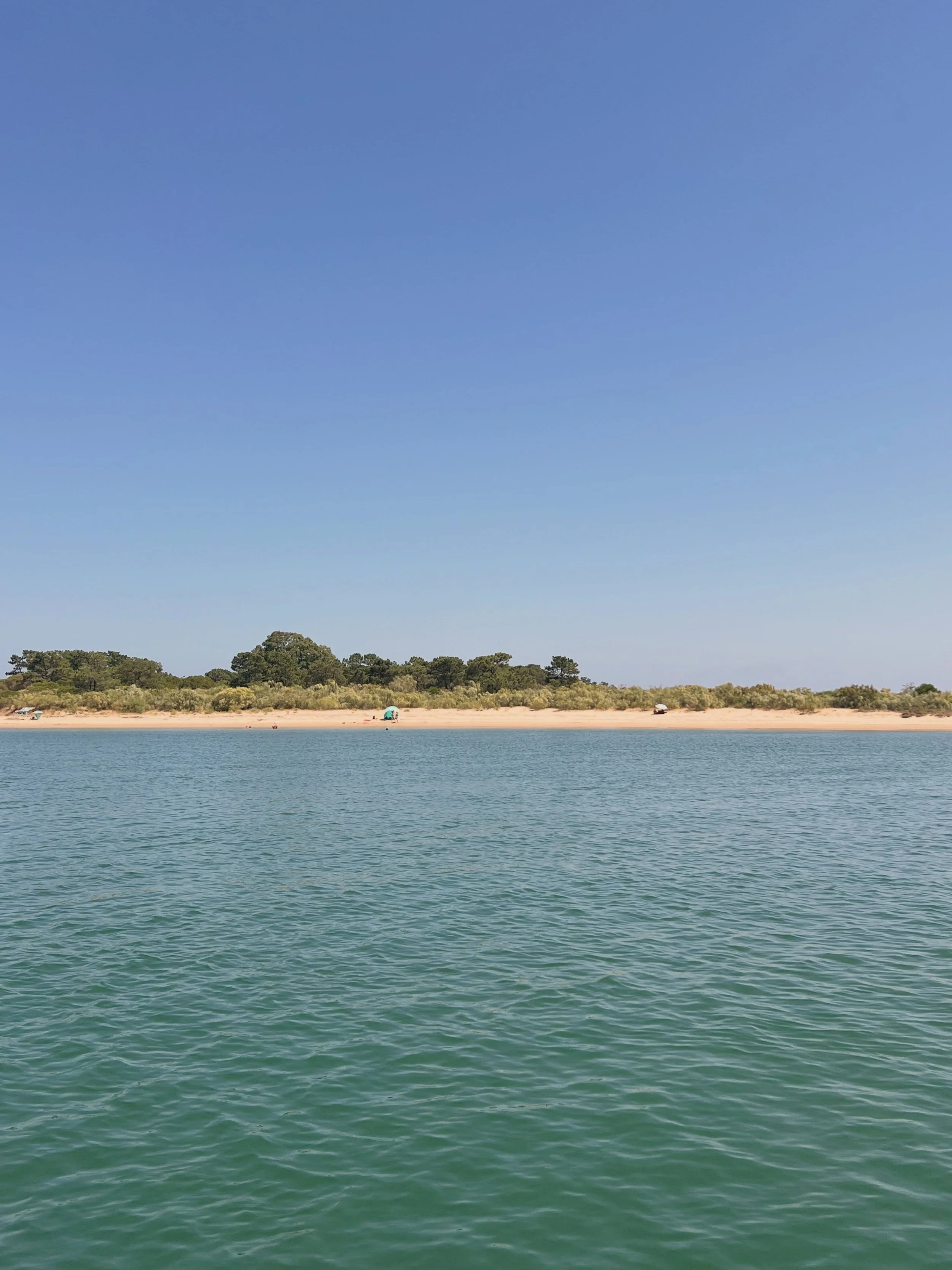 A weekend of exploring the Ria Formosa, finding quiet stretches of sand, and soaking up the Algarve sunshine. Staying at Fora makes it easy to slow down and enjoy the simple things. 

#fora #designstays #familystay #tavira #eastalgarve