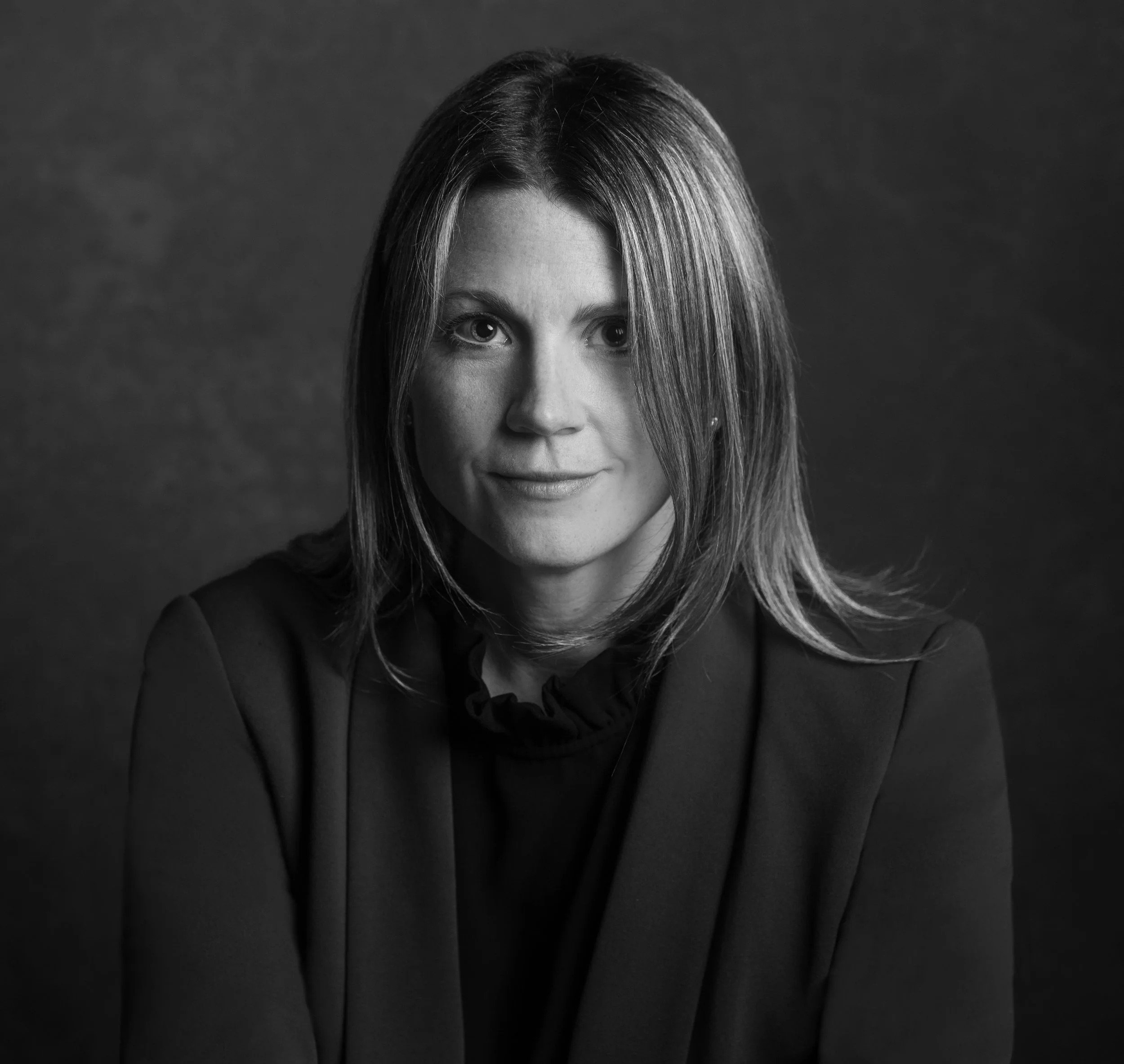 Portrait Photoshoot of a woman in b&w bg