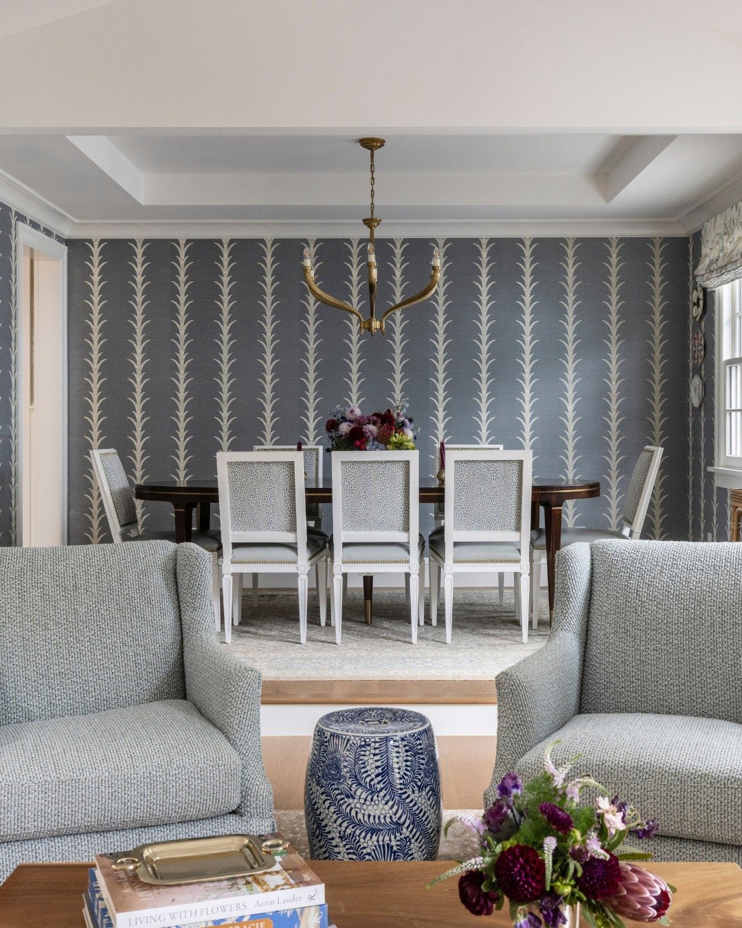 This room is all about the layers, y&rsquo;all!!

The wallpaper is doing the heavy lifting here, setting the tone and quietly pulling everything together without stealing the show. It adds rhythm, depth, and just enough pattern to make the space feel