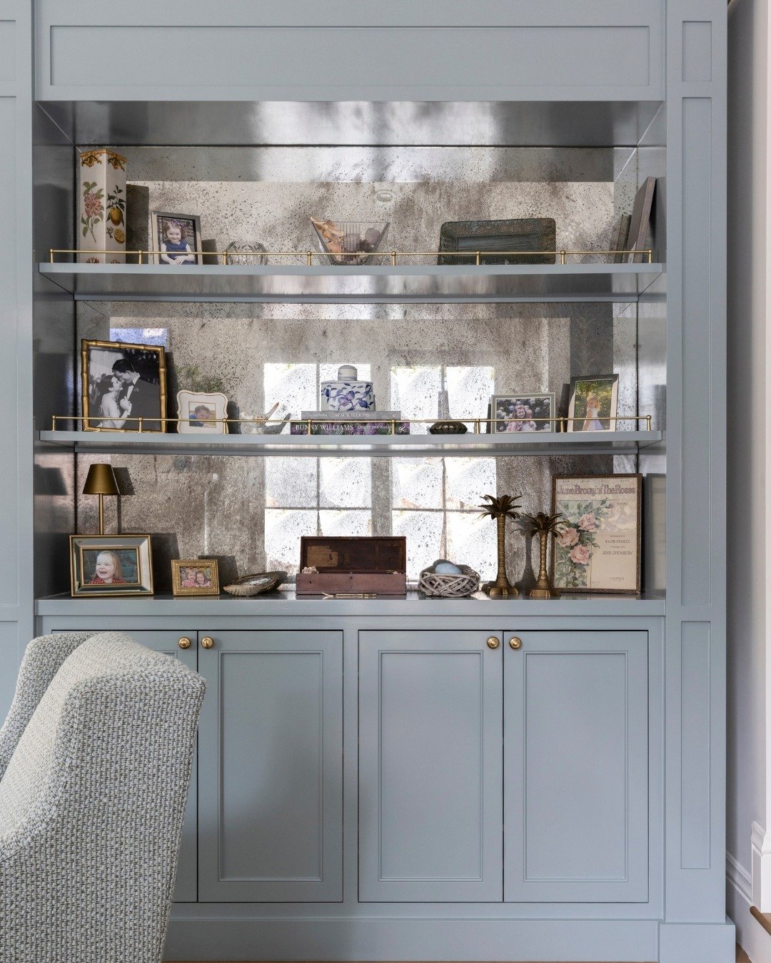 Every detail matters. Always.

The finishes, the layering, the personal pieces...this is where a space really comes to life. Shelving like this isn&rsquo;t about filling it up; it&rsquo;s about telling a story, one thoughtful moment at a time. Those 