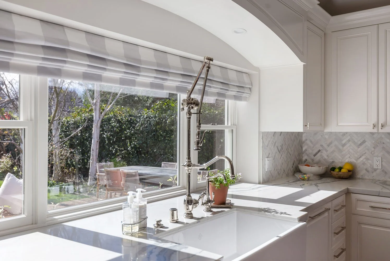 Copy of kitchen (3).JPG