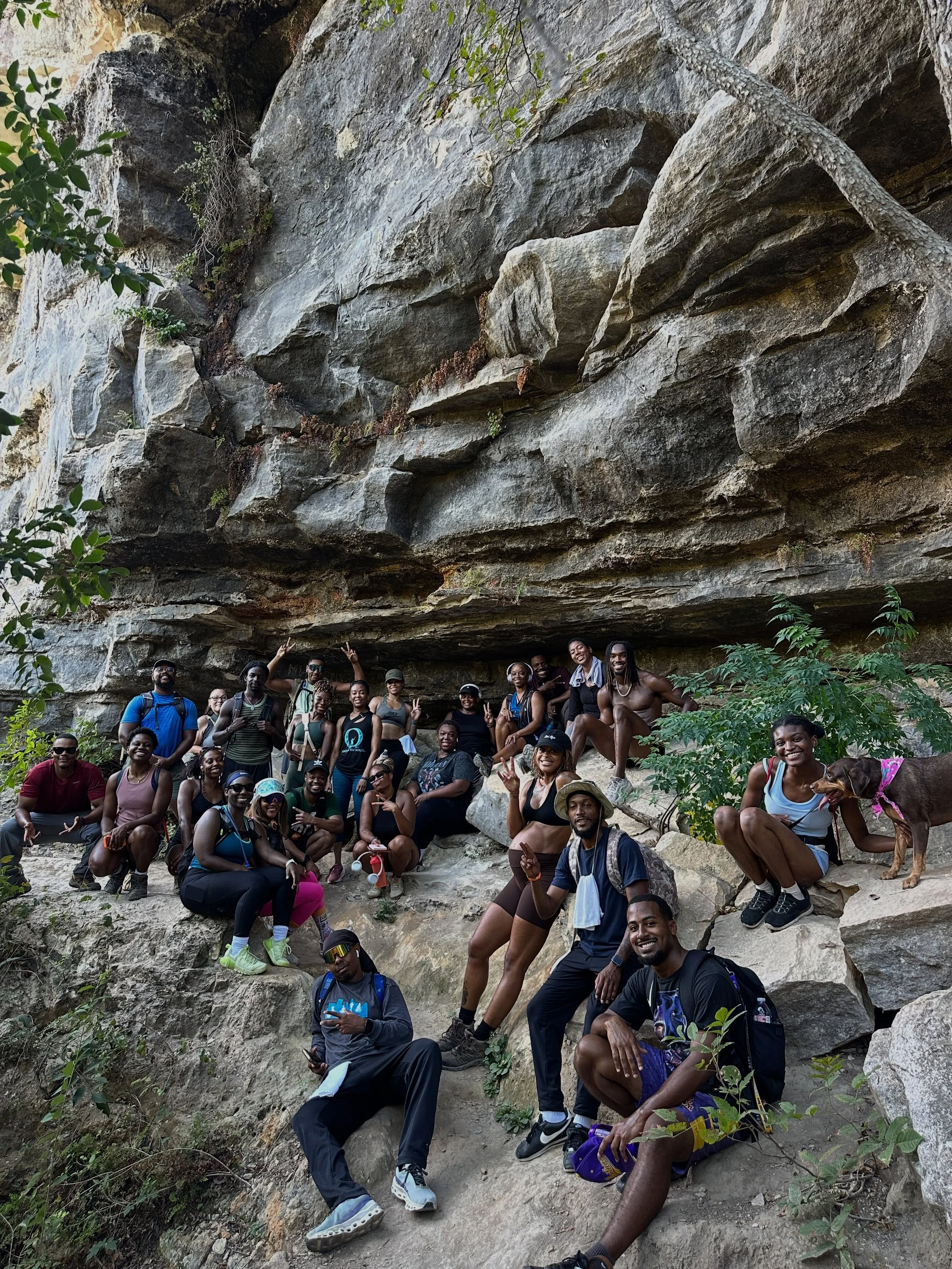 A great start to our Sunday! 

Thank you for joining and exploring the Violet Crown Trail with us! 

Thank you @jacob_naturefam for leading the hike!
