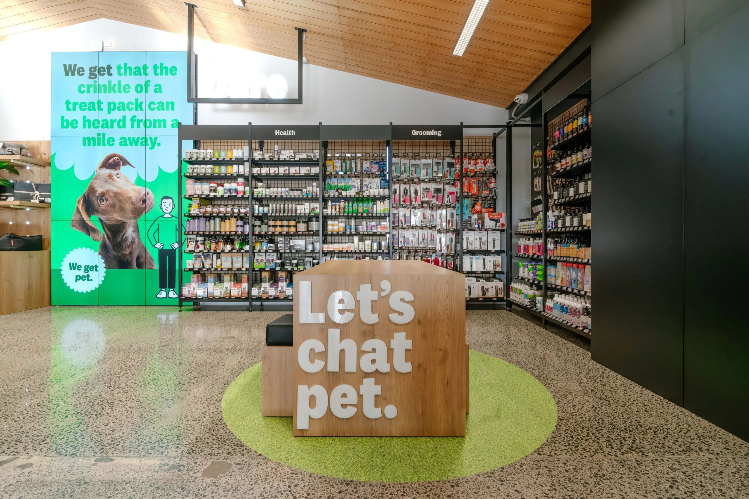 iLine-Construction-Pet-Direct-Interior-Fitout-03-scaled.jpg