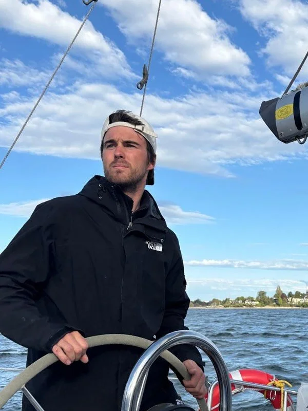 Meet the captains of Chica: Maren and Sheena! 
Maren first learned to sail from his dad and spent countless summers exploring the BC coast and beyond. Now he&rsquo;s on his journey toward achieving his dream of sailing around the world one day.

Shee