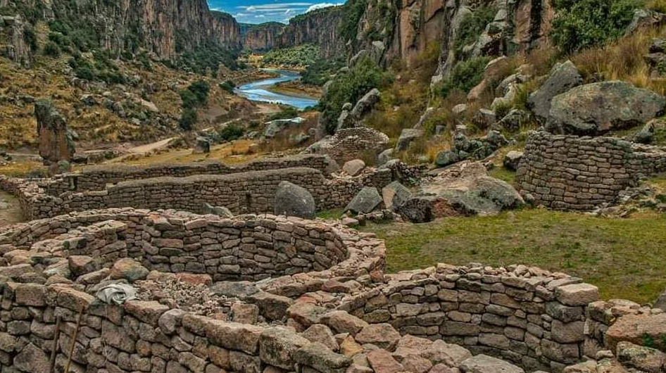 The New Machu Picchu. A New Inca Treasure Awakens in Cusco: T’aqrachullo