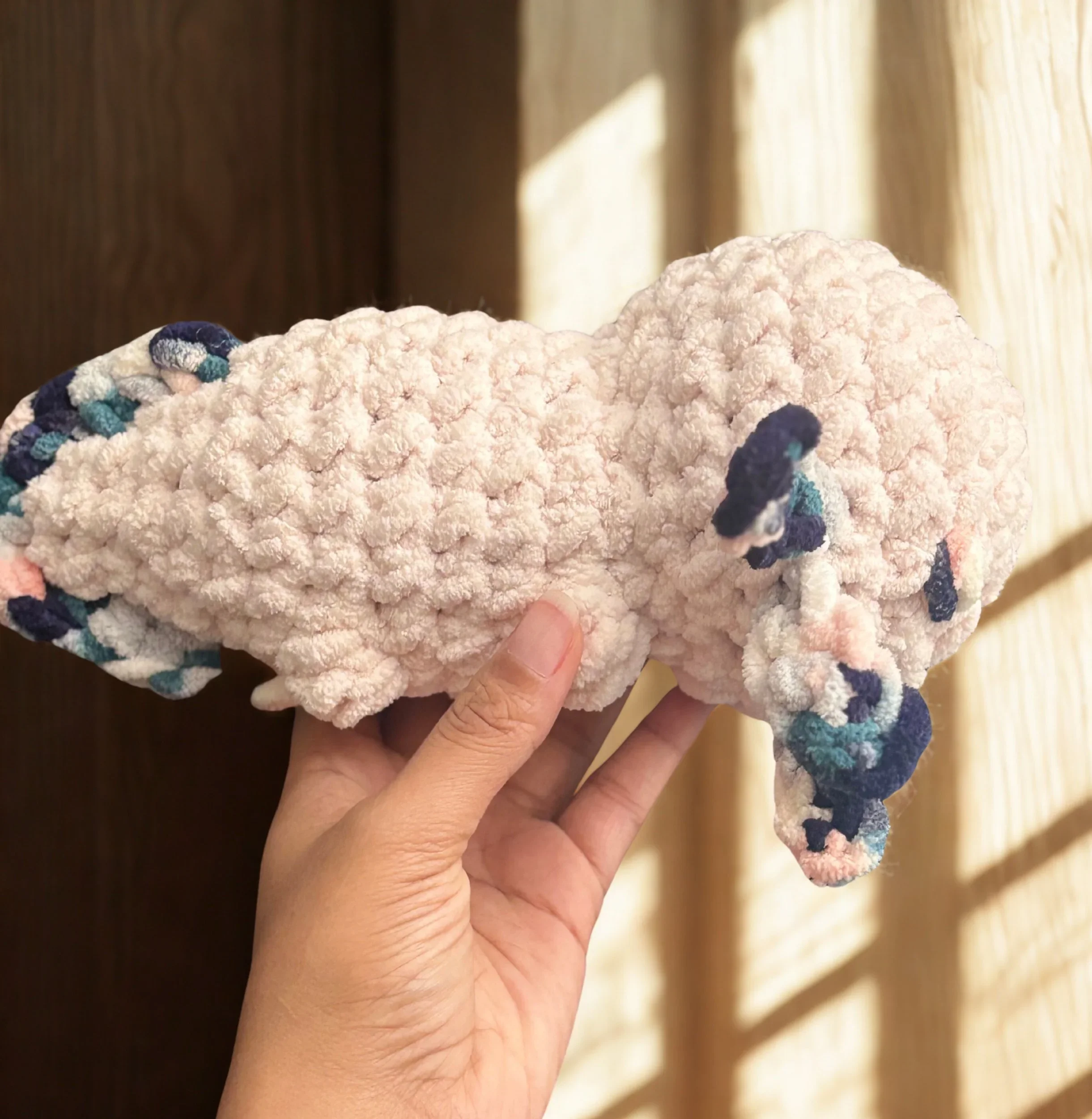 axolotl plushie 2.webp