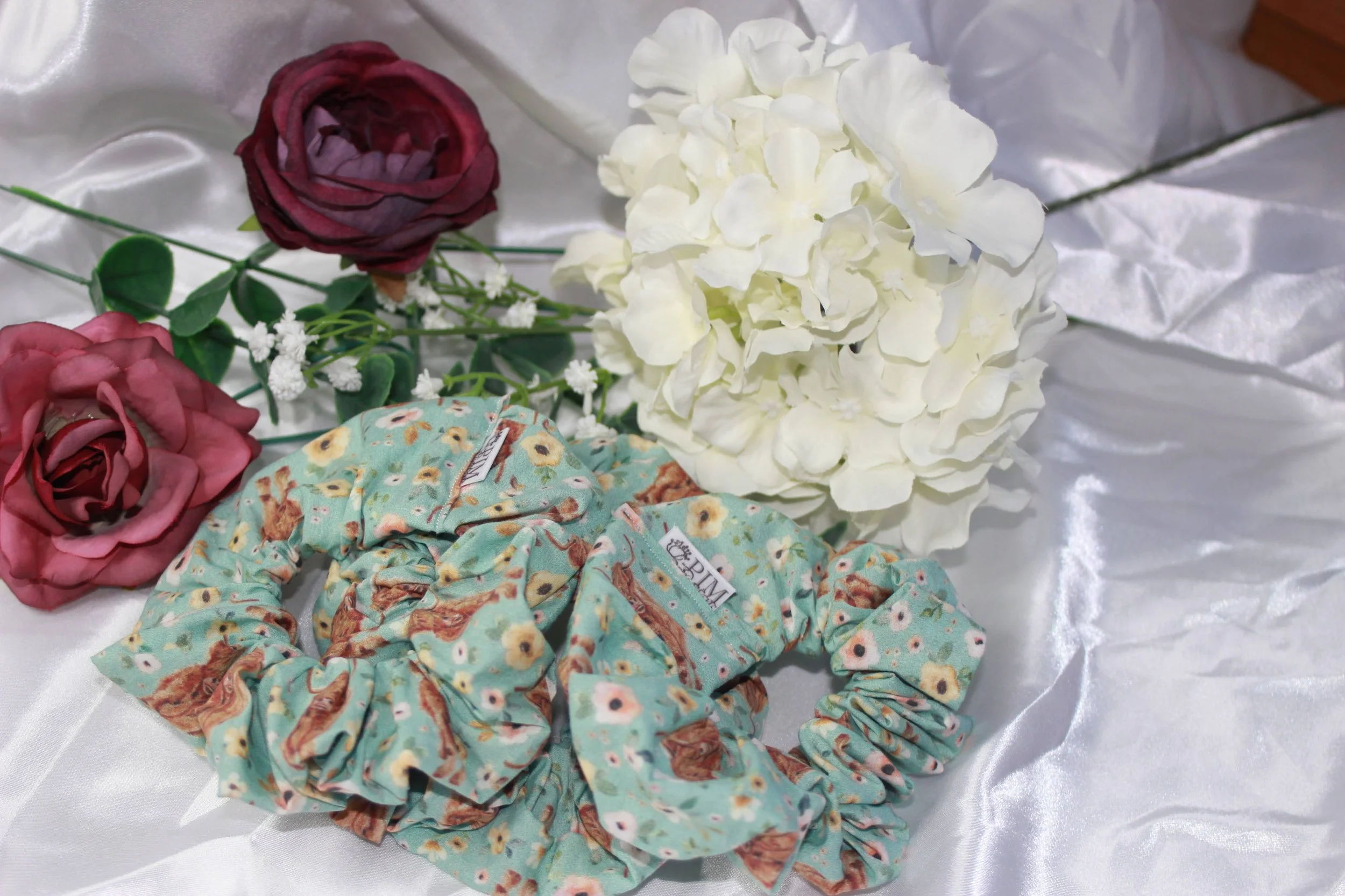 Highland Cow-Inspired Scrunchie – Cute & Cozy Hair Accessory