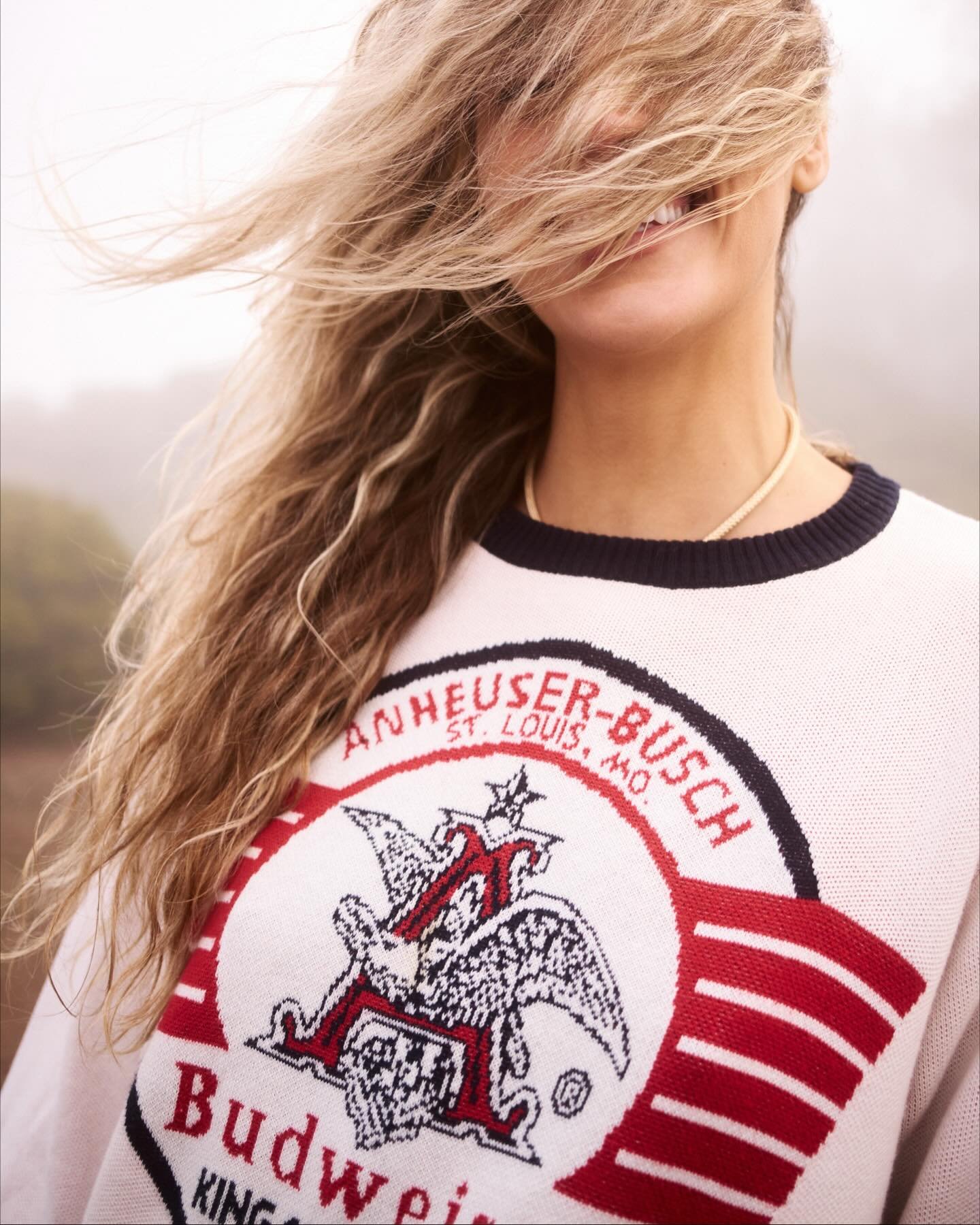 @laurelwich and Tobi. Miss you buddy

#anheuserbusch #budweiser #sweaterweather @anheuserbusch @budweiser