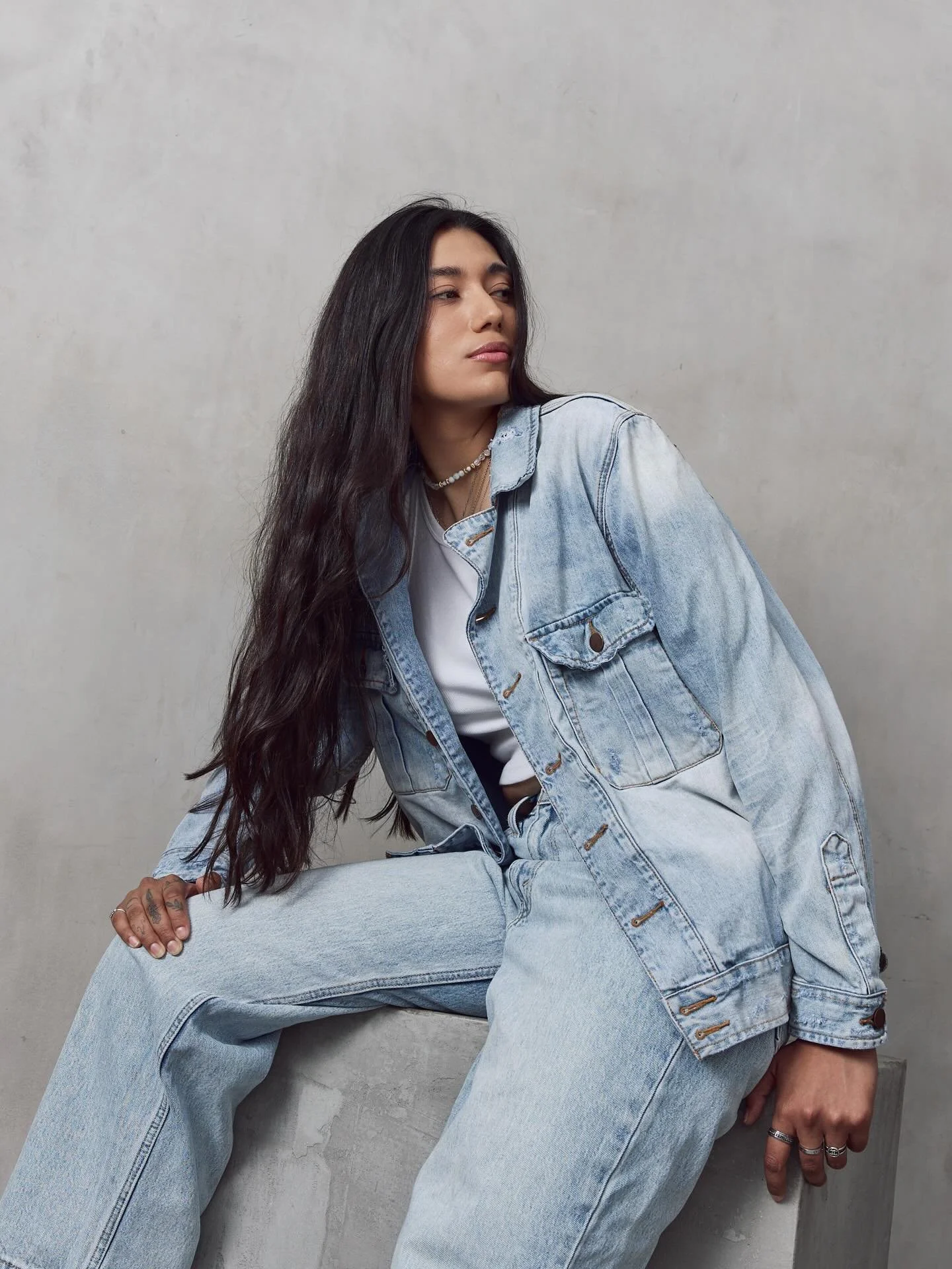 Jocelyn in @levis 

@jocelyn.mdc @opt1models @dayglowstudiosla #ecomphotographer #denimphotographer #sffashionphotographer #bayareaphotographer #studiophotographer