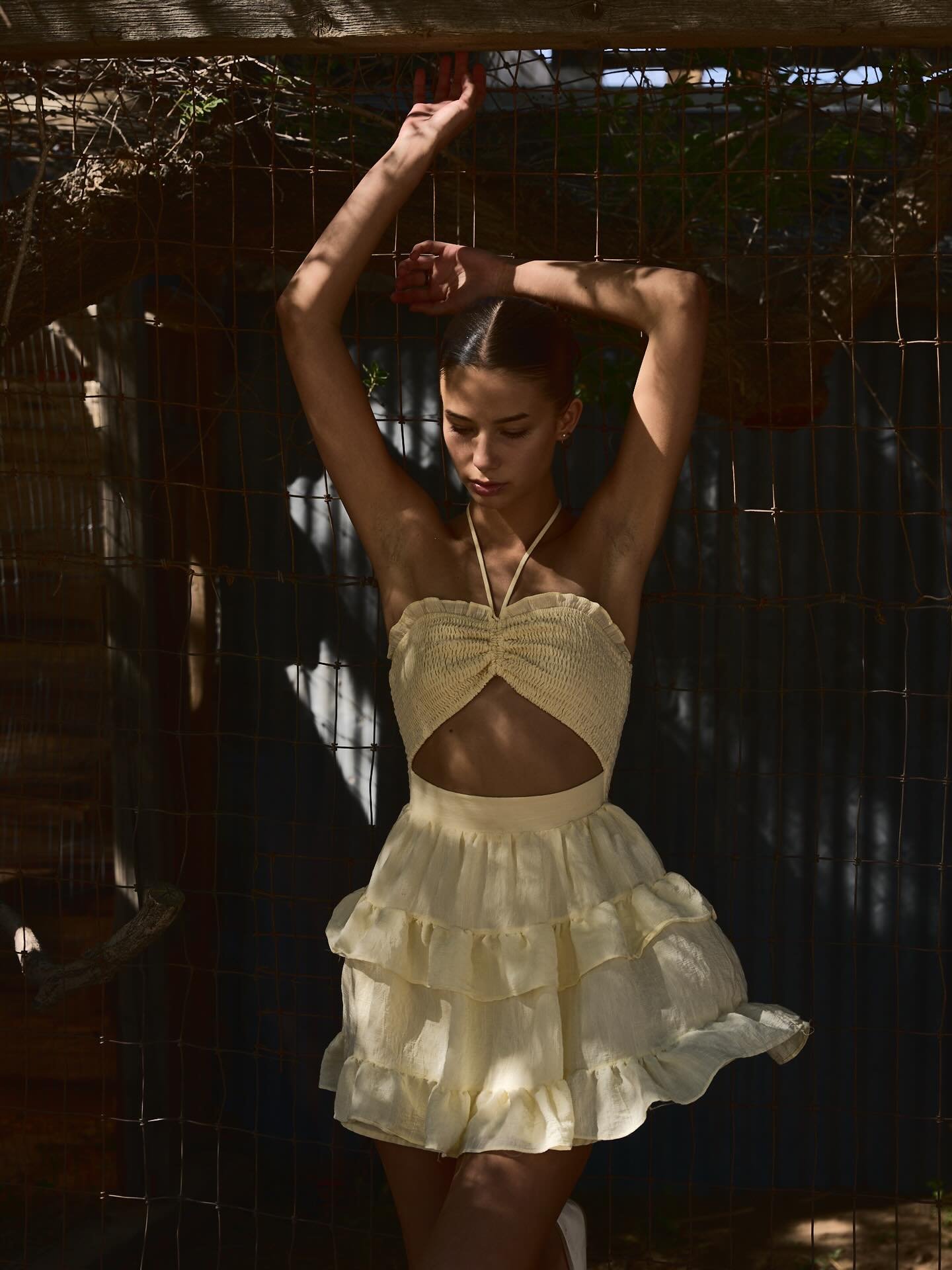 @kalliopecarroll in @edikted 

@bazmgmt @pioneertownpettingzoo #joshuatreephotographer #pioneertownphotographer #sffashionphotographer #lafashionphotographer #ecomphotographer