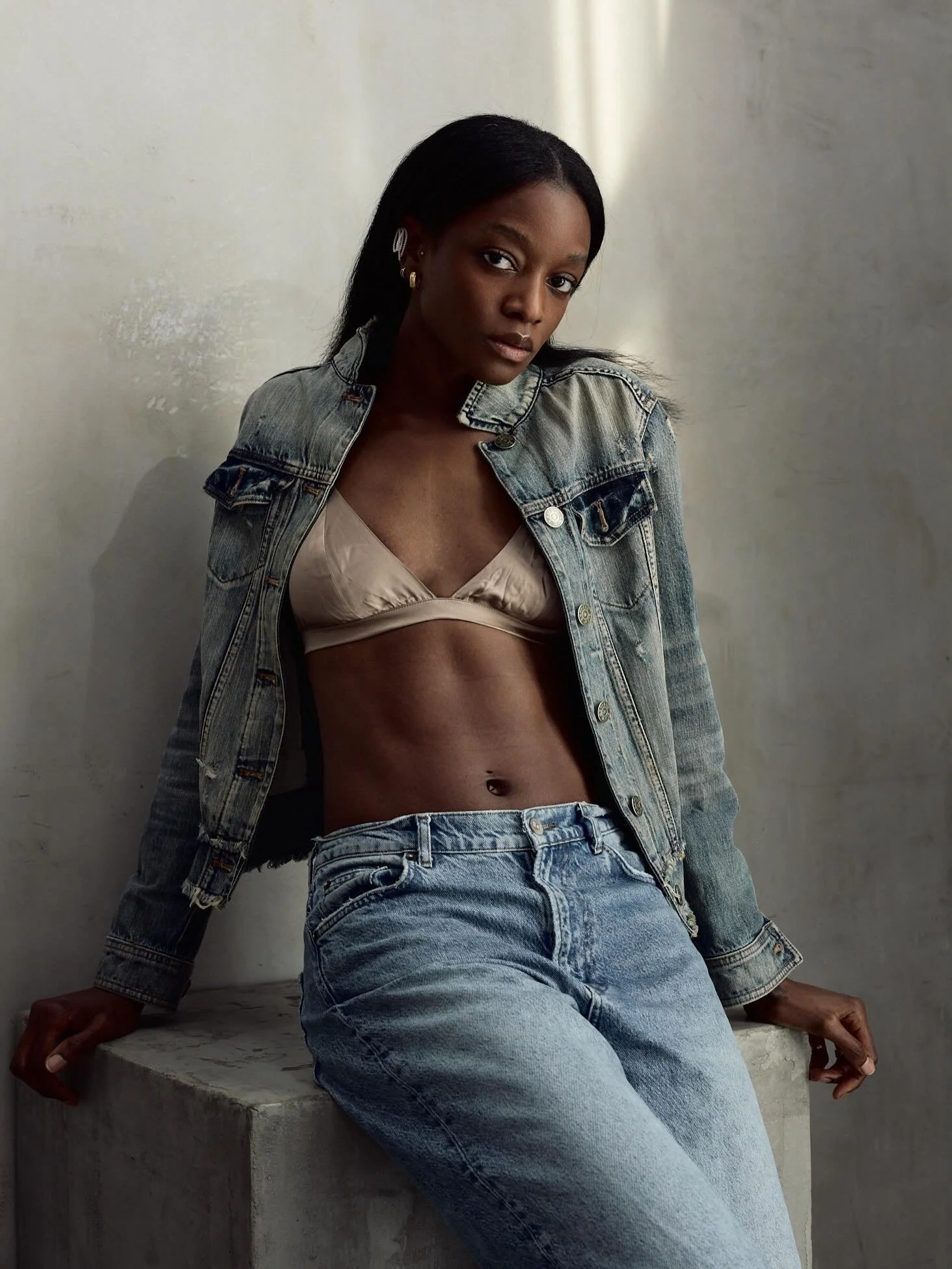 @pepperann_redd in @reformation jeans

@opt1models @dayglowstudiosla #denimphotographer #ecomphotographer #sffashionphotographer #bayareaphotographer #lafashionphotographer