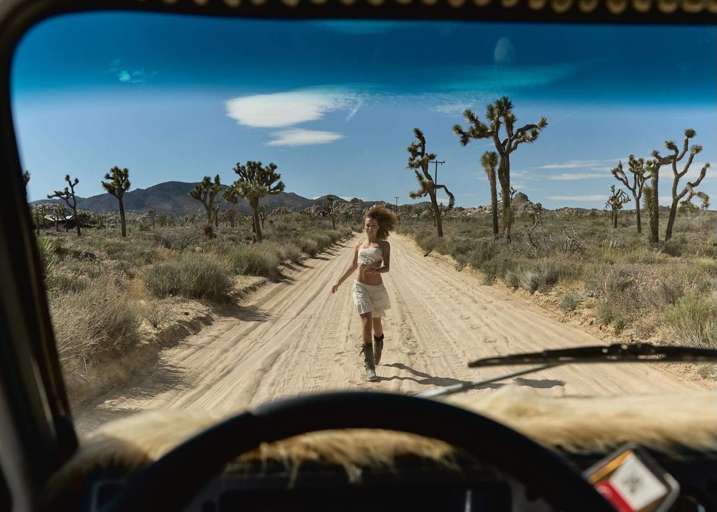 @freepeople and @violetmmarie in the Mojave

@opt1models #desertsessions #joshuatreephotographer #palmspringsphotographer #lafashionphotographer #sfphotographer @endorsemanagementgroup