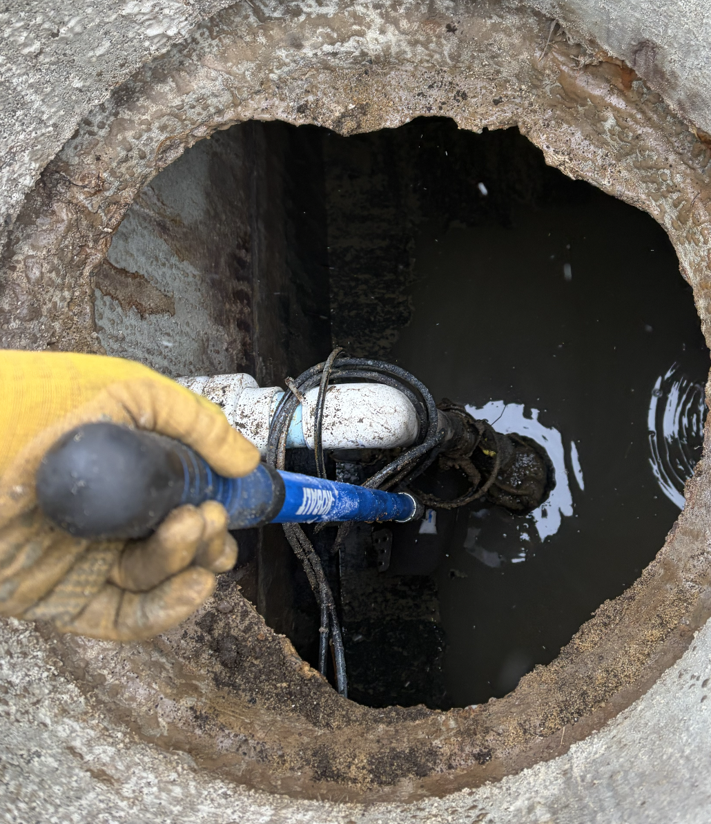 24/7 Septic Pump Diagnosis & Pumping