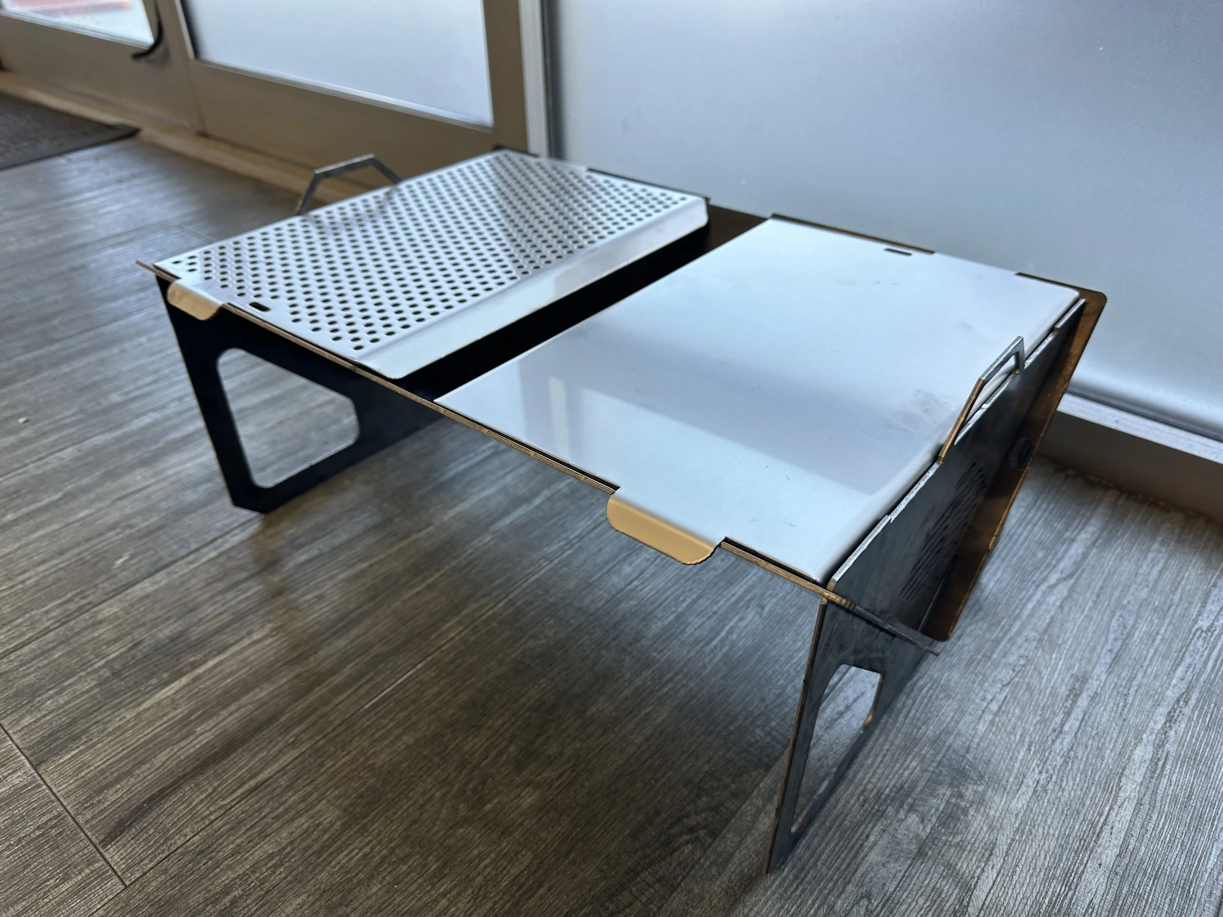 MountainMan Fire Pit - Stainless Hot Plate