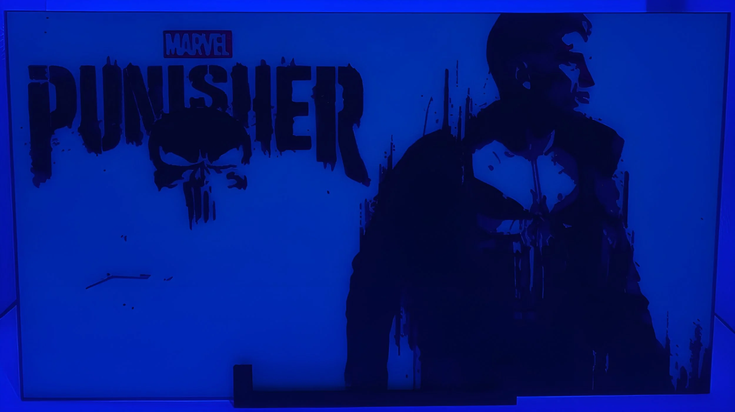 Punisher 3d Print 

Glows when exposed to UV light

(UV Lighting)
