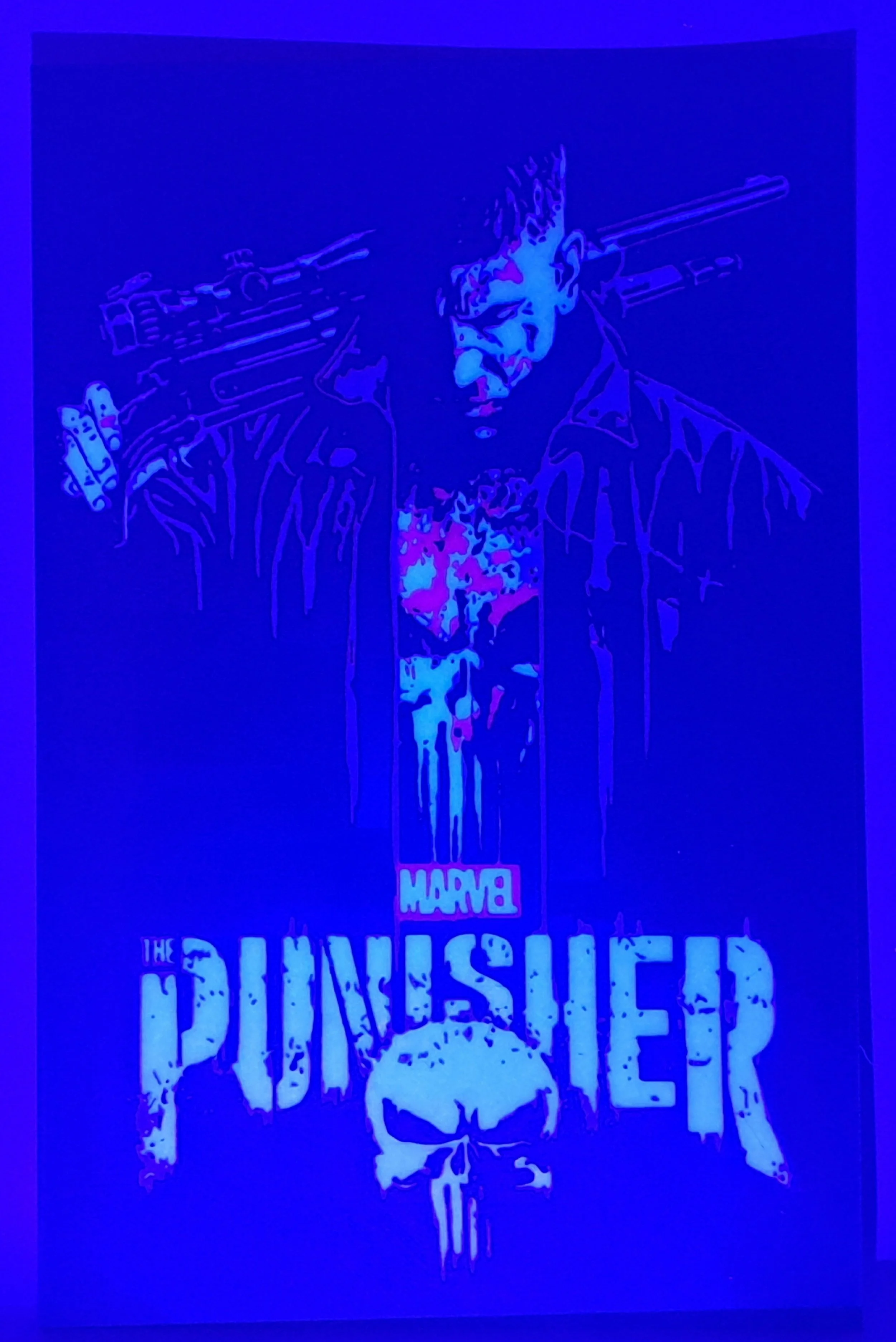 Marvels Punisher - Glow in the dark filament - UV Lighting.