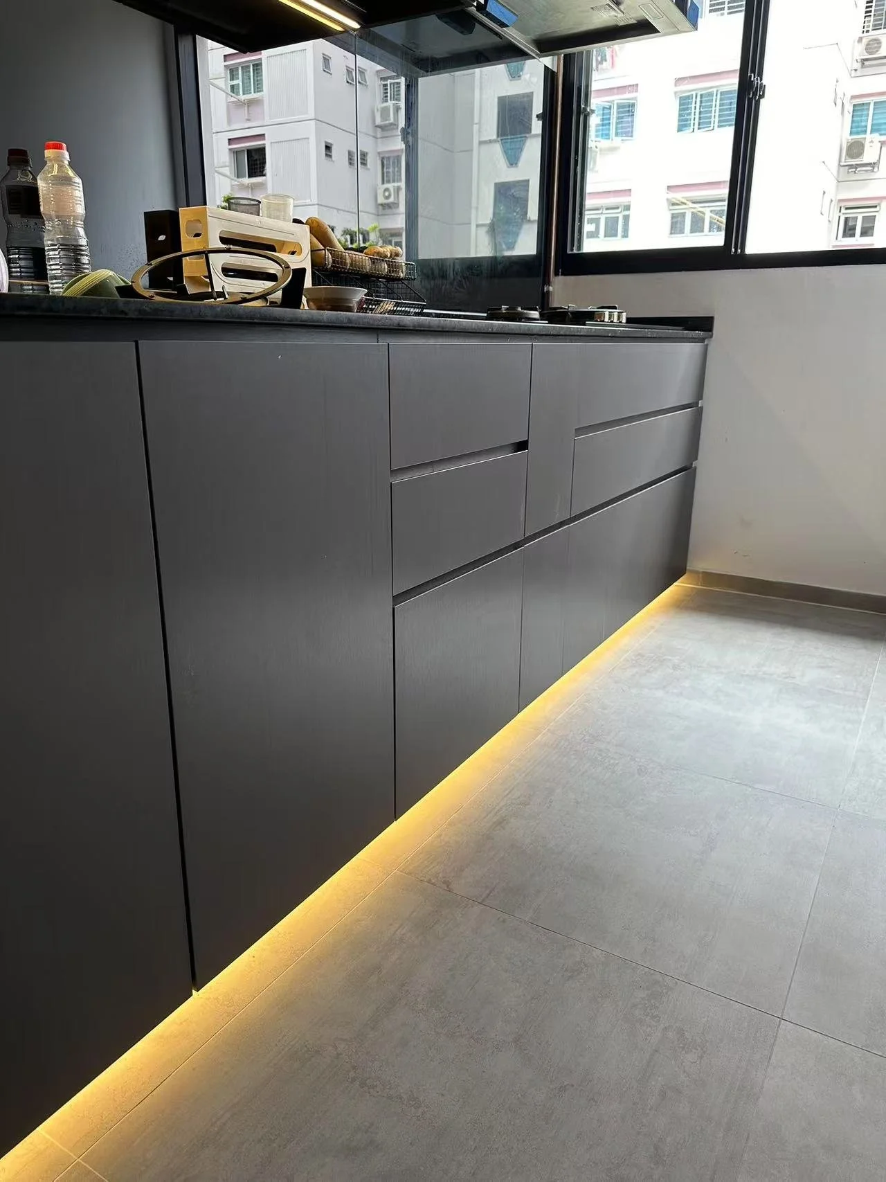 307 Woodlands Avenue 1