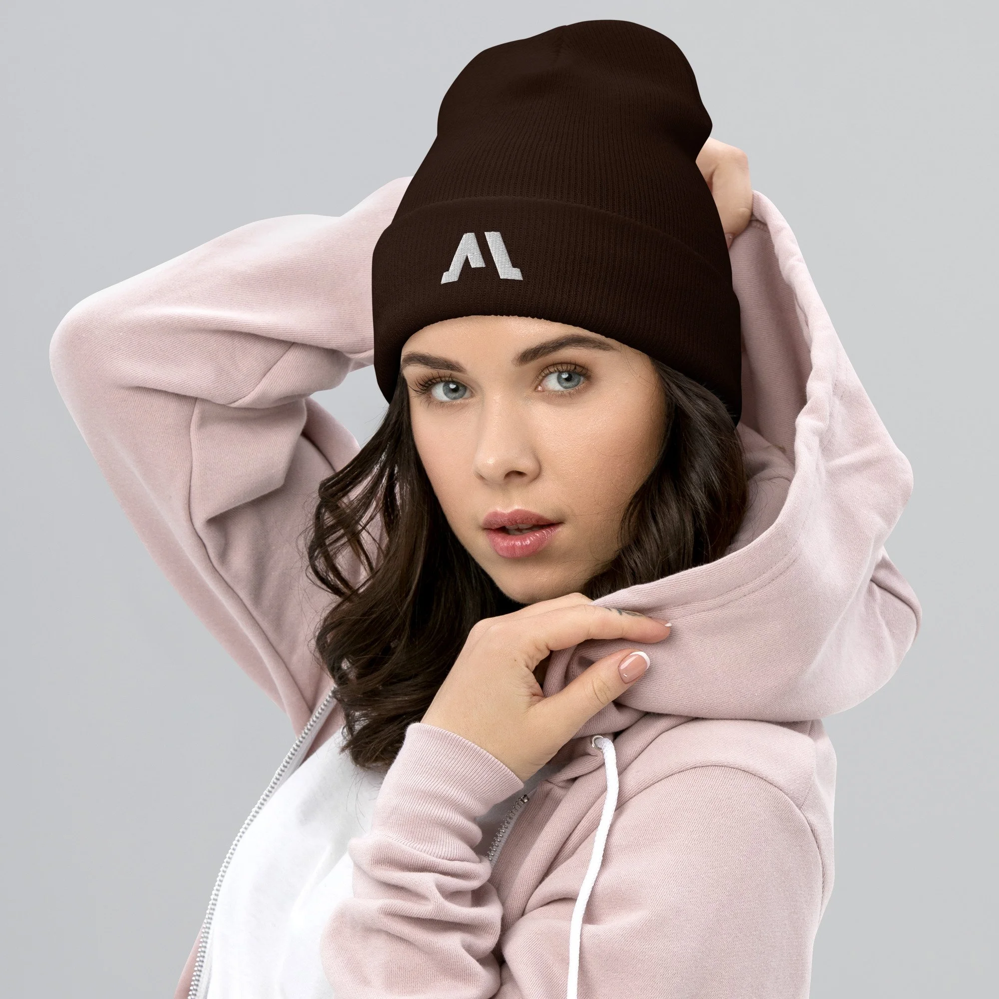 Gorro "Cuffed Beanie" | Ajustável e Confortável | Turbo Acrílico | MT GAMING MERCH