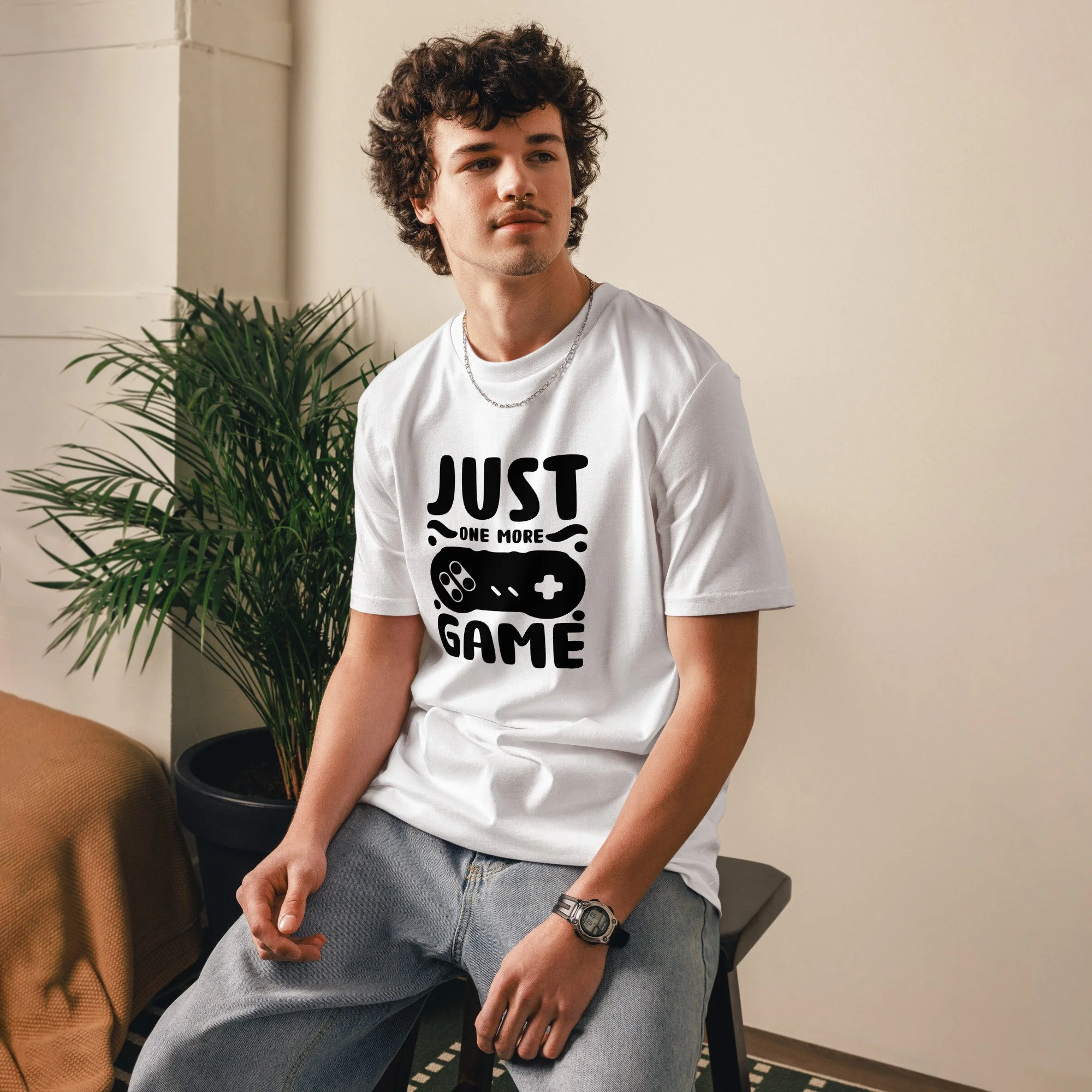 T-shirt Unissexo "JUST ONE MORE GAME" MT Gaming – Algodão Orgânico, Conforto e Estilo