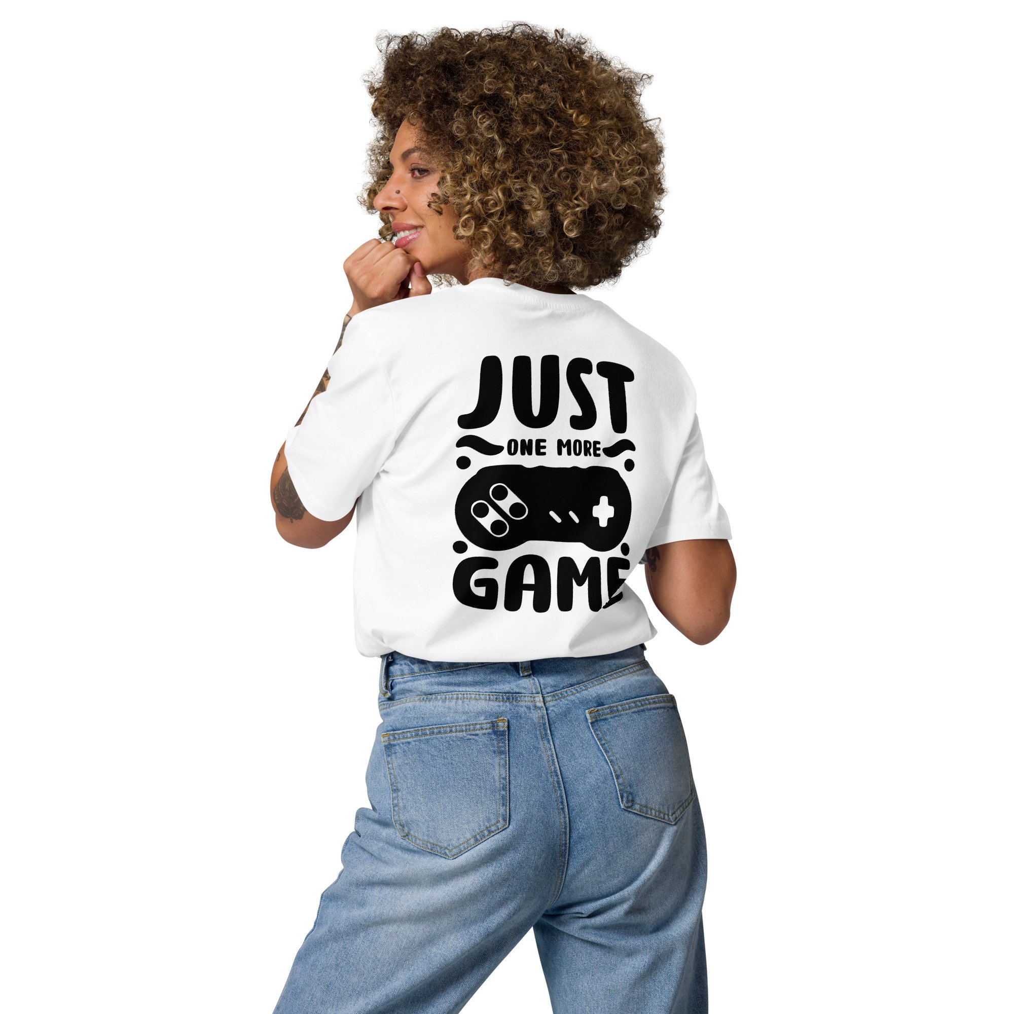T-shirt Unissexo "JUST ONE MORE GAME" MT Gaming – Algodão Orgânico, Conforto e Estilo