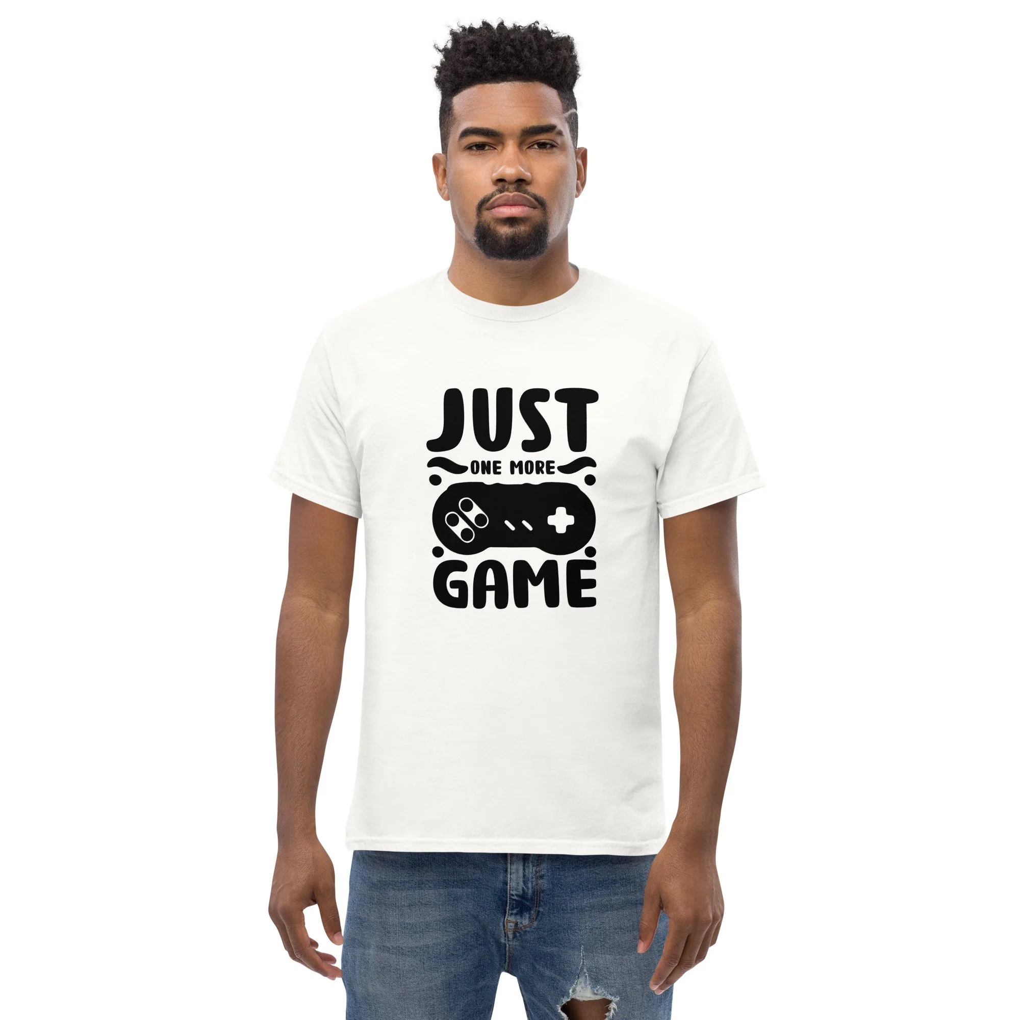 T-shirt Clássica Unissexo "JUST ONE MORE GAME" MT Gaming – Corte Estruturado e Estilo Urbano