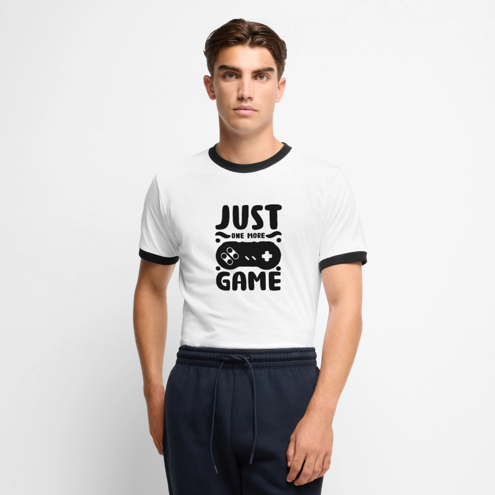 T-shirt Ringer "JUST ONE MORE GAME" MT Gaming – Manga e Gola em Contraste, Estilo Desportivo