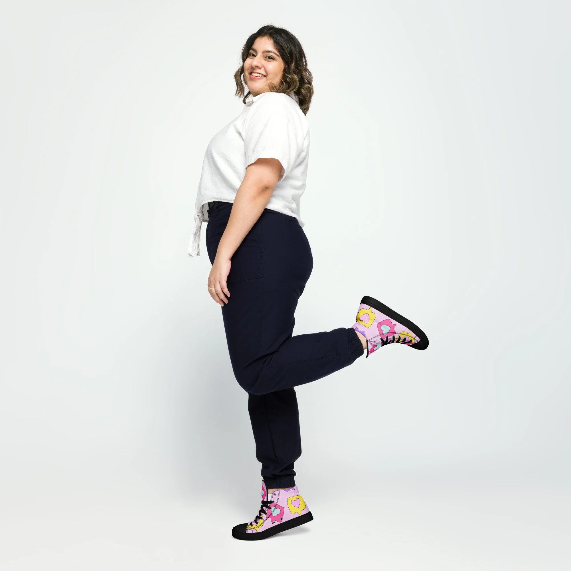 Sapatilhas High Top Canvas para Mulher – Clássicas, Confortáveis e com Estilo Urbano