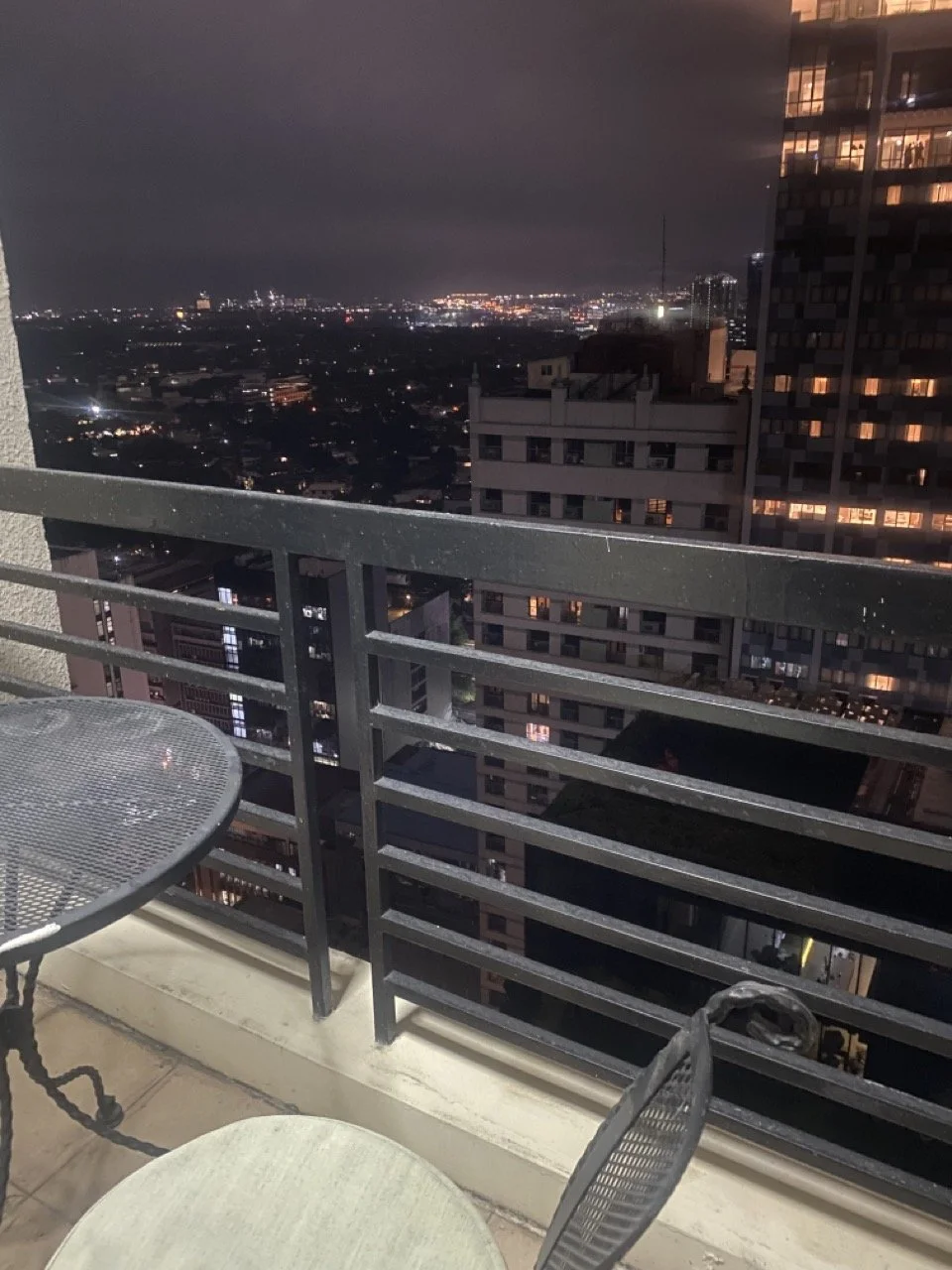 studio 41 sq.m. furnished, Greenbelt Rossendale Condominium 