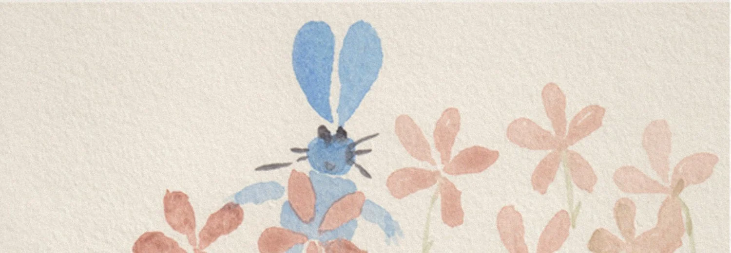 Illustration d'un lapin bleu entourée de fleurs roses.
