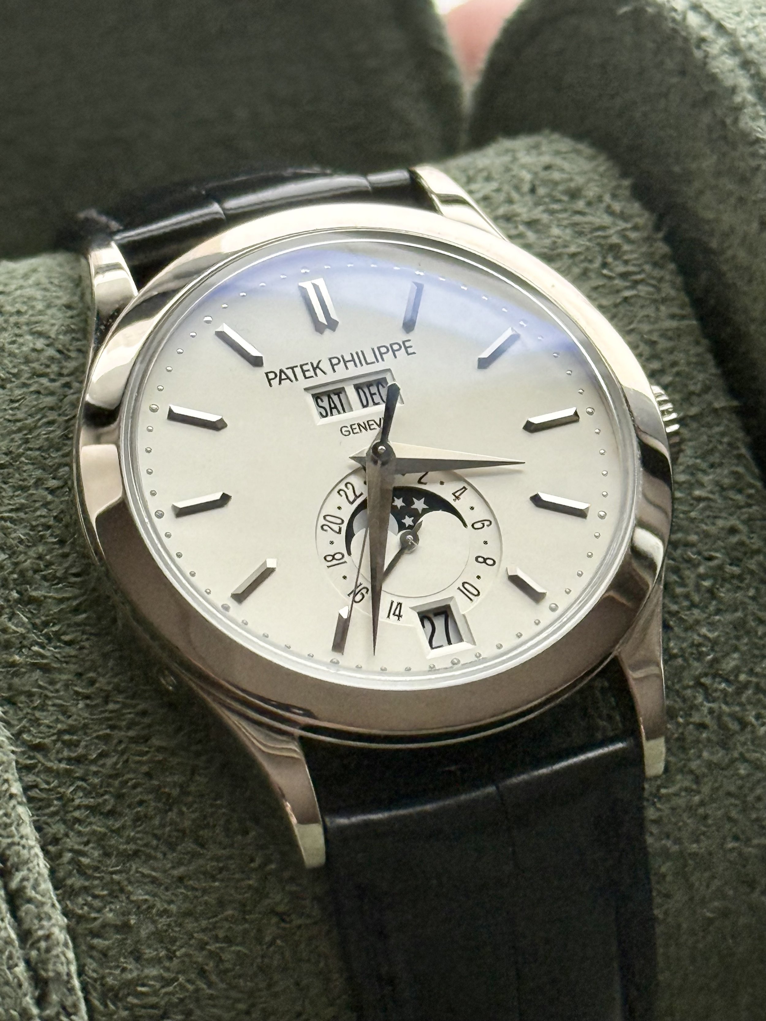 Patek Philippe Annual Calendar - White Gold