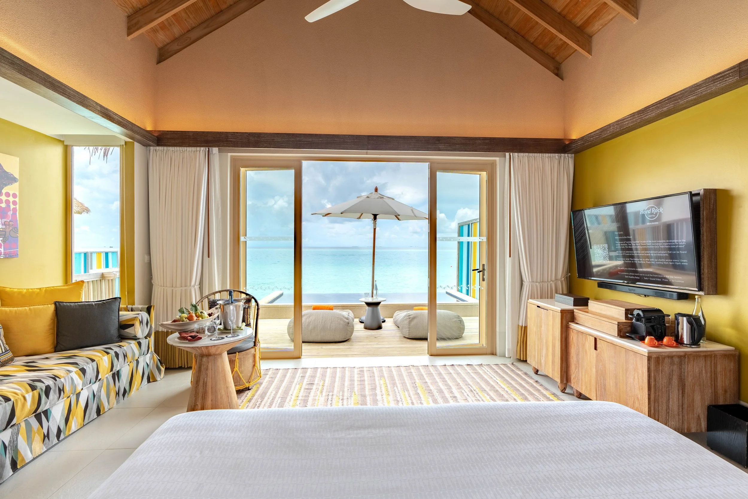 Diamond Overwater Pool Villa_Infinity_Ocean_View.jpg