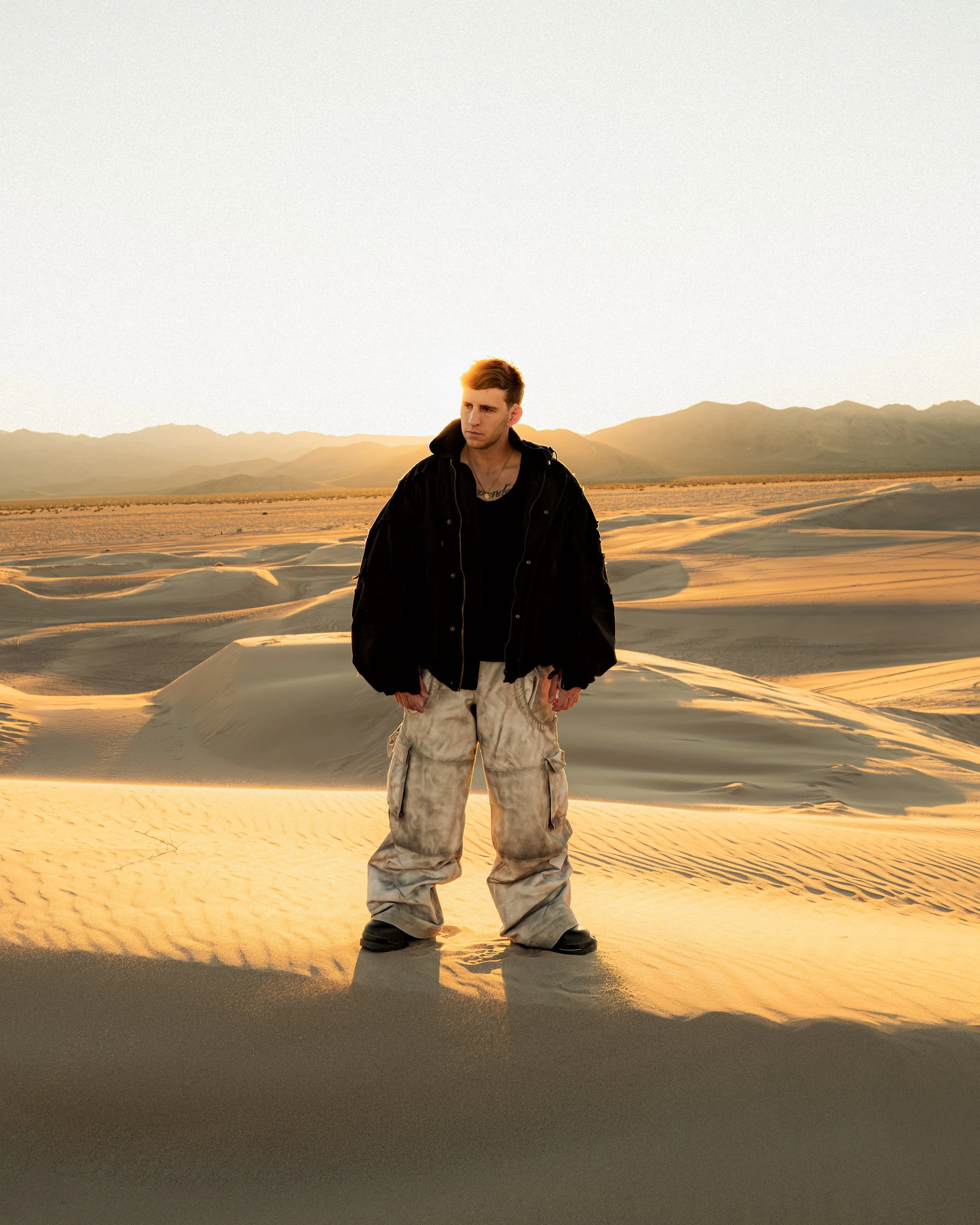 ILLENIUM_DESERT_01.jpg