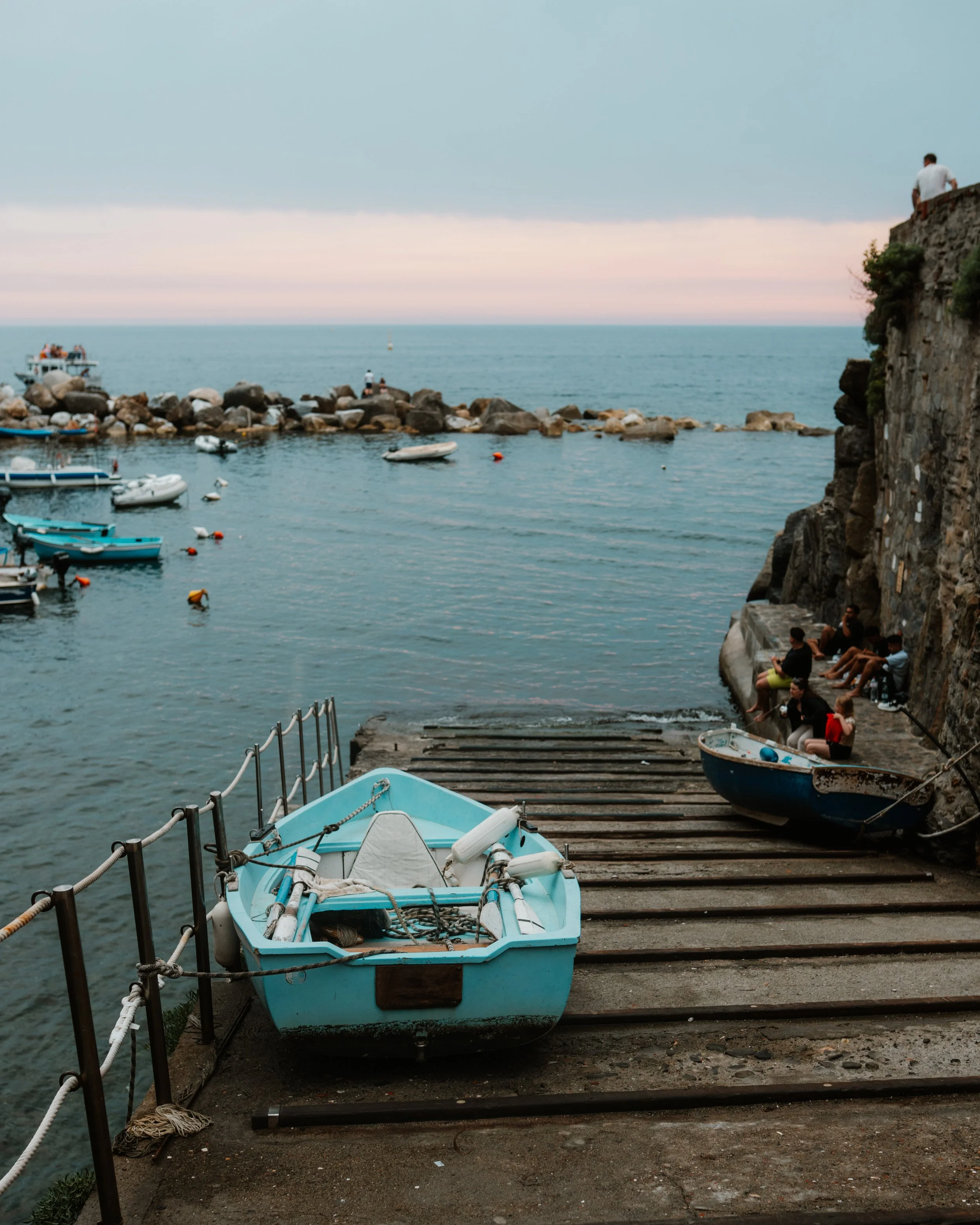 Rio MAggiore baot and sea.jpg